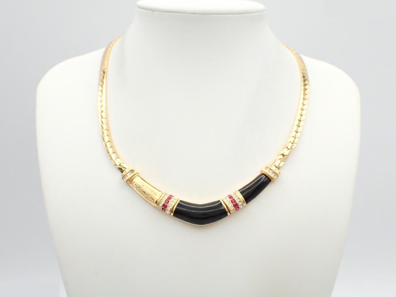 necklace gold rhinestone — view 3