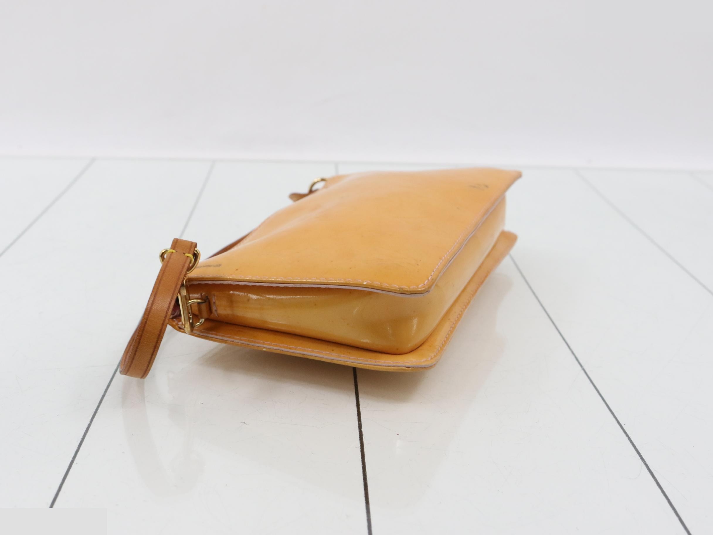 Lexington Yellow — view 5
