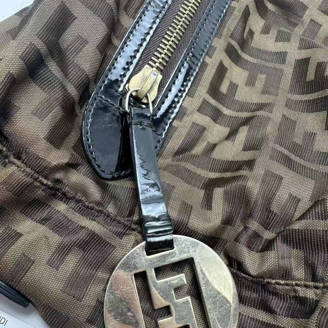 【*Shipped from: China*】FENDI Canvas Shoulder Bag — view 12