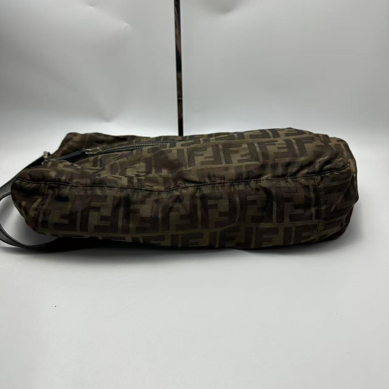 【*Shipped from: China*】FENDI Canvas Shoulder Bag — view 4