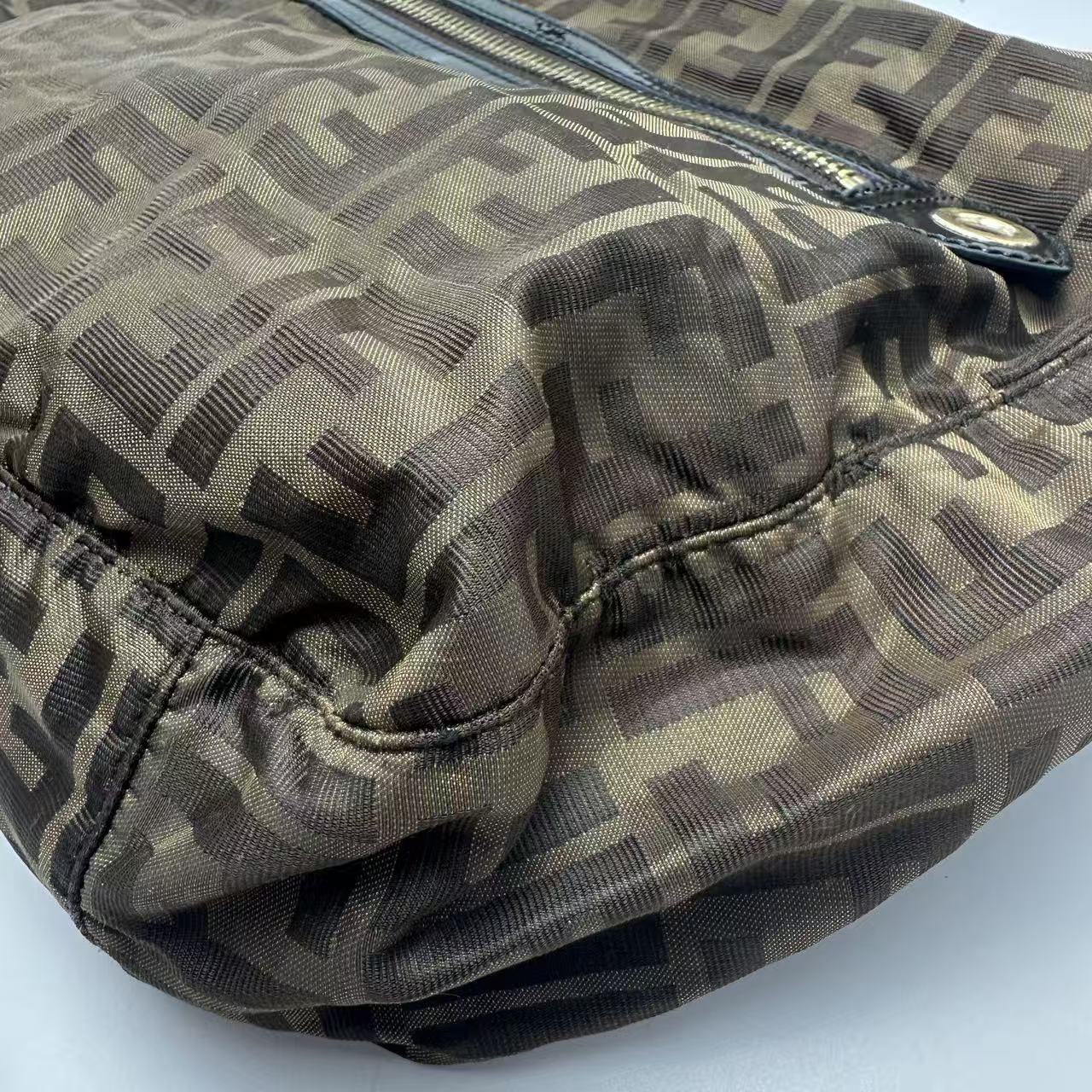 【*Shipped from: China*】FENDI Canvas Shoulder Bag — view 6