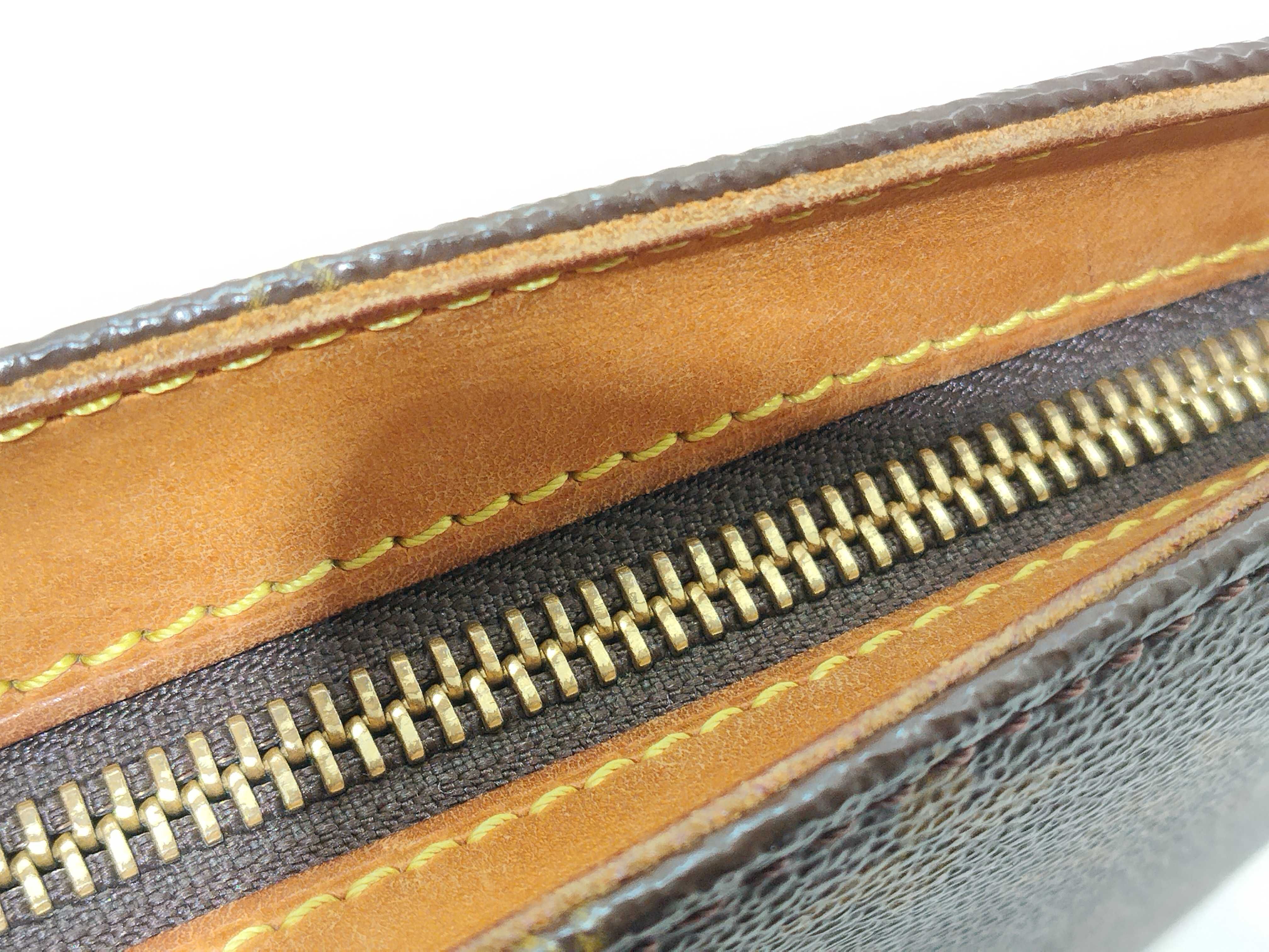 Monogram Louis Vuitton Monogram Druot M51290 VI0052 Shoulder Bag — view 9