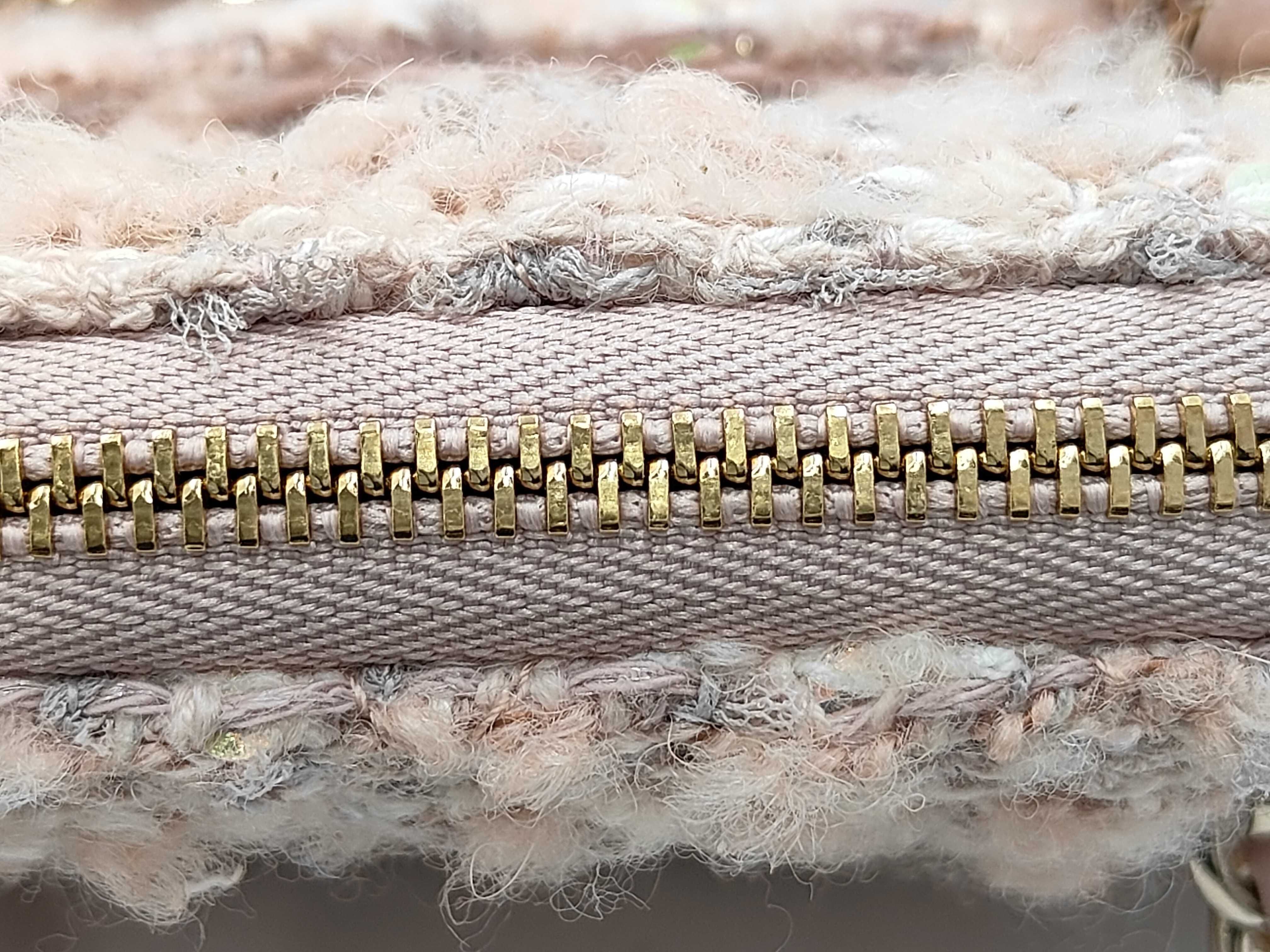 Chain Shoulder Bag — view 10