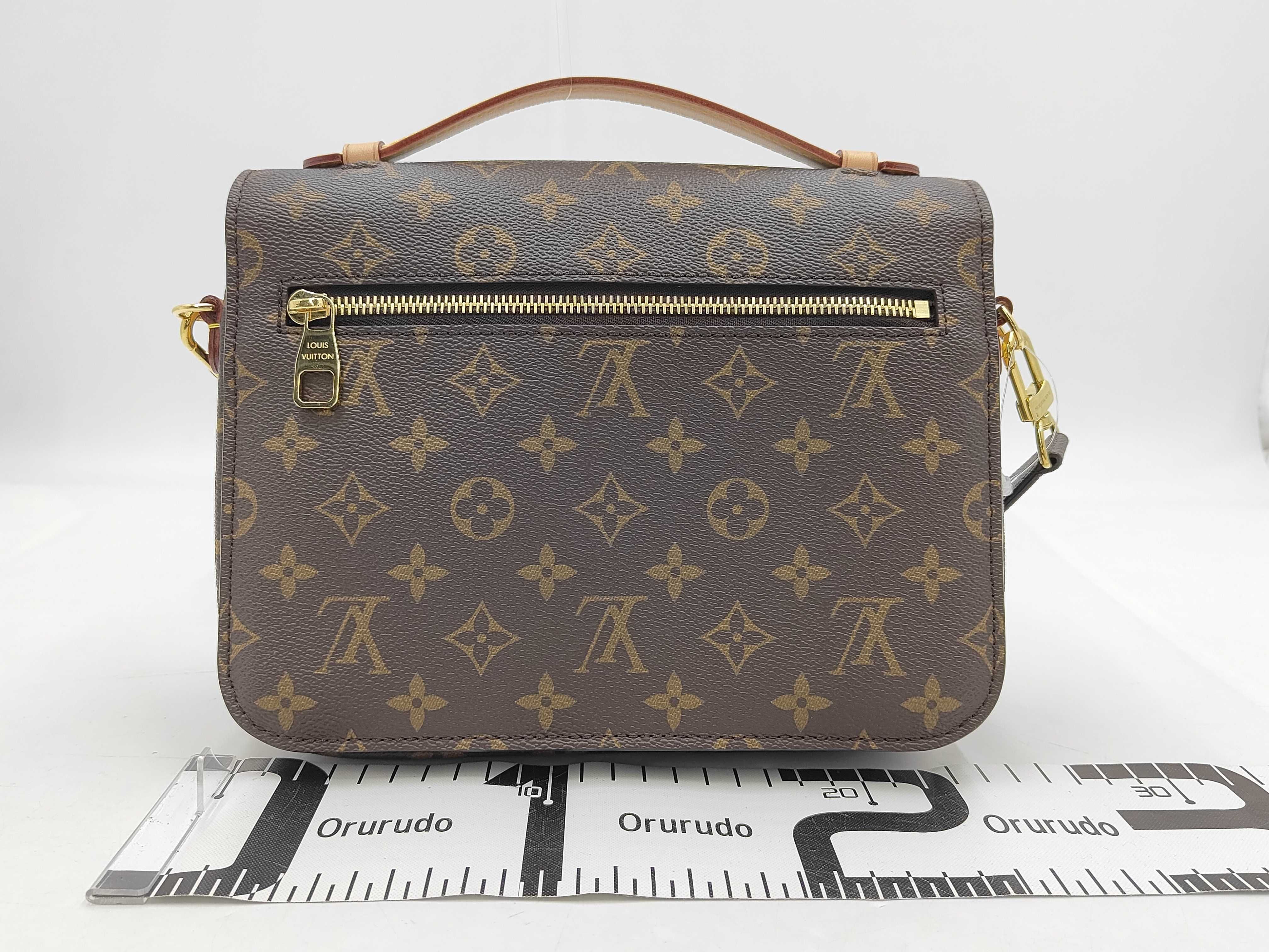 M40780 Monogram Pochette Metis MM Shoulder Bag with Shoulder Strap and Dust Bag — view 2