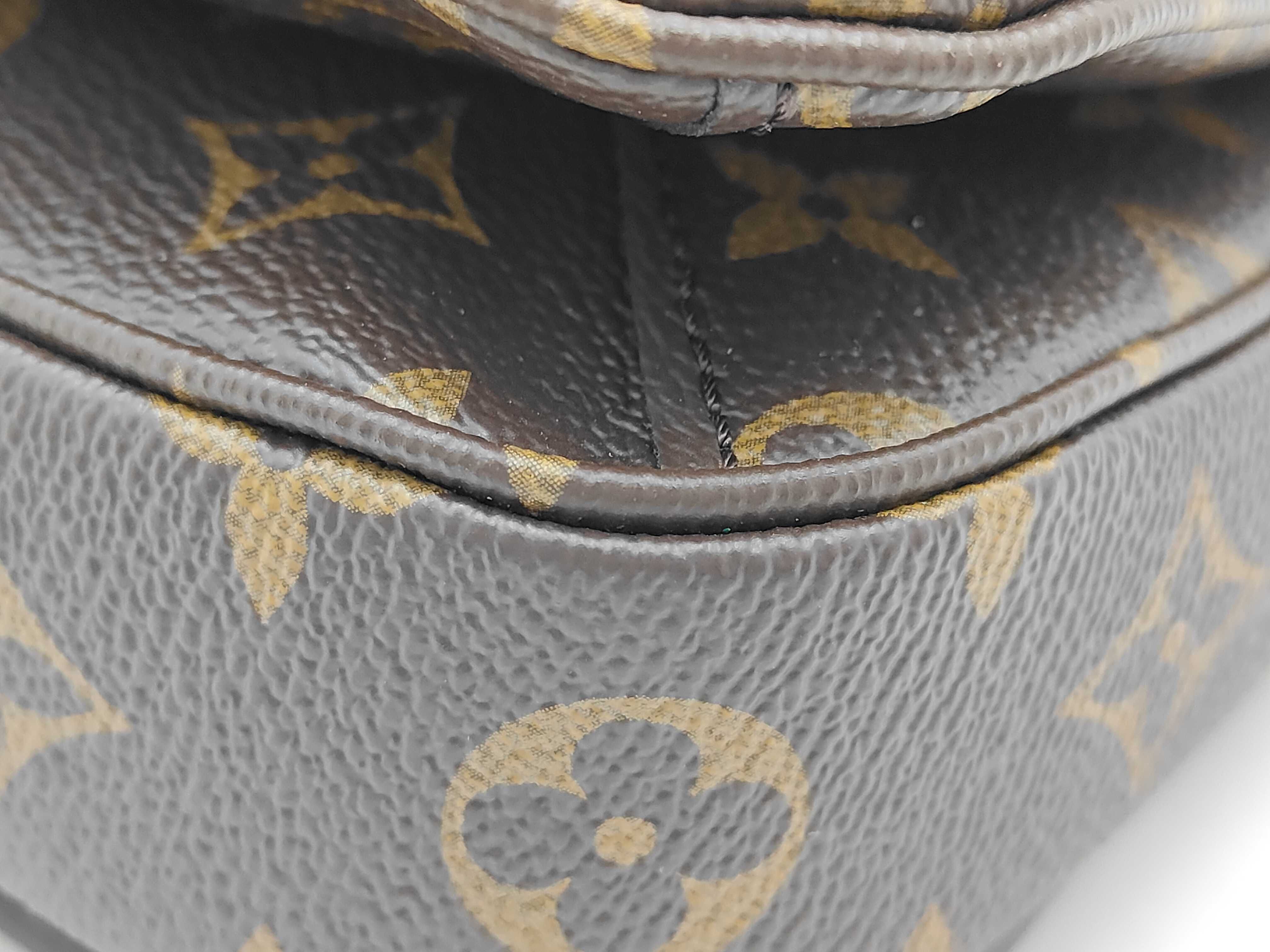 M40780 Monogram Pochette Metis MM Shoulder Bag with Shoulder Strap and Dust Bag — view 7