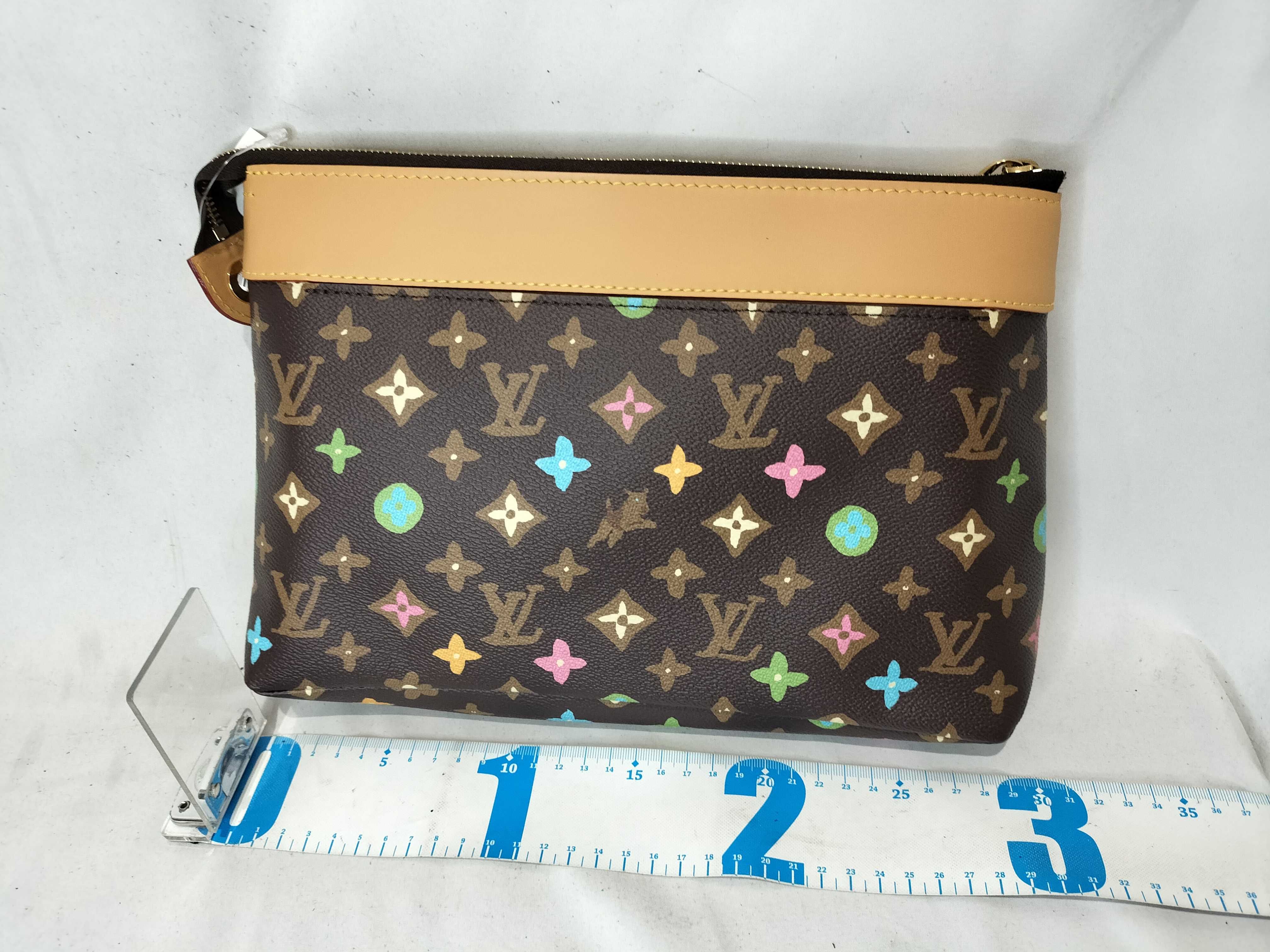 Monogram Craggy Pochette Voyage Souple Second Bag — view 3