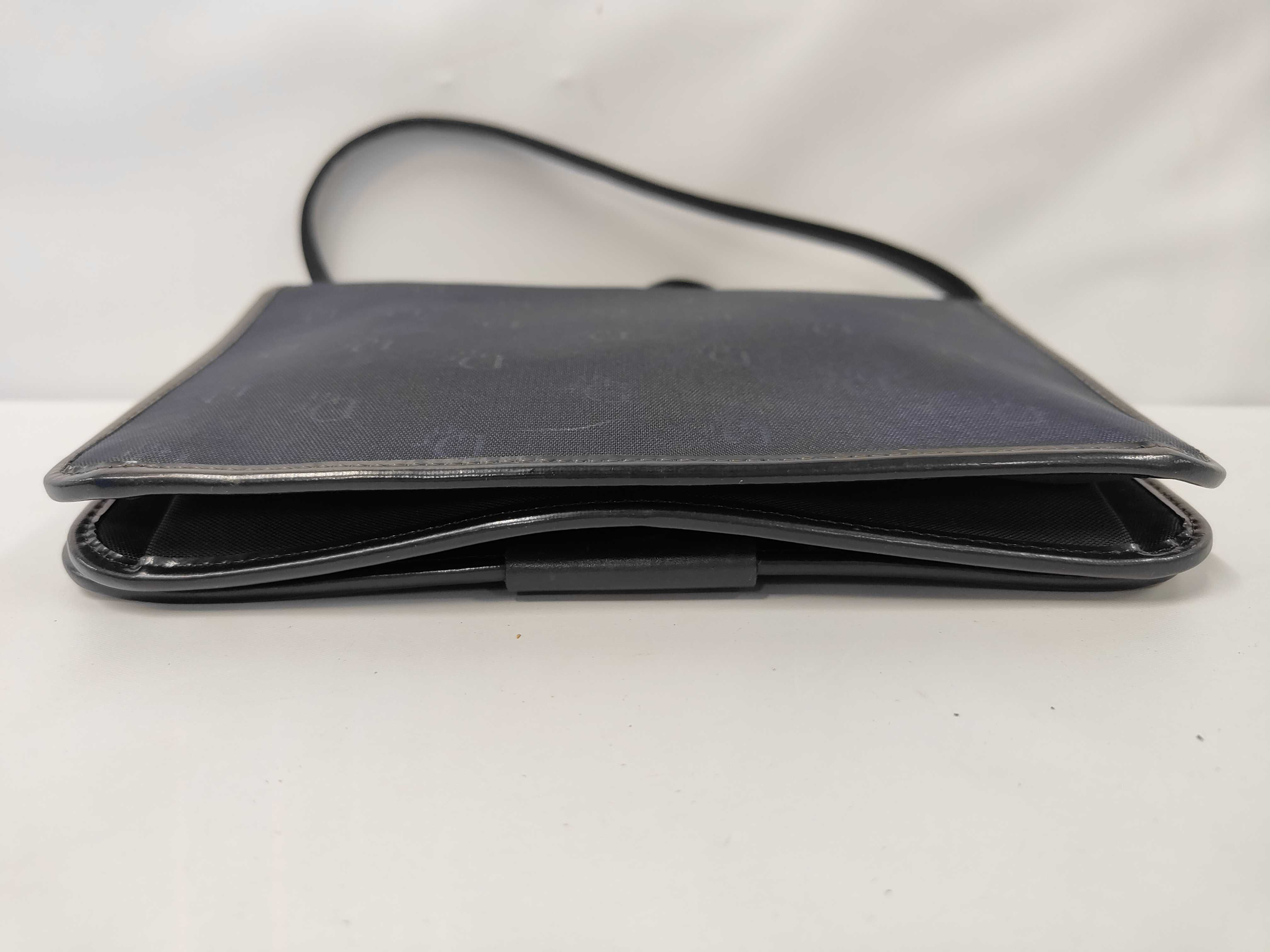 shoulder bag — view 3
