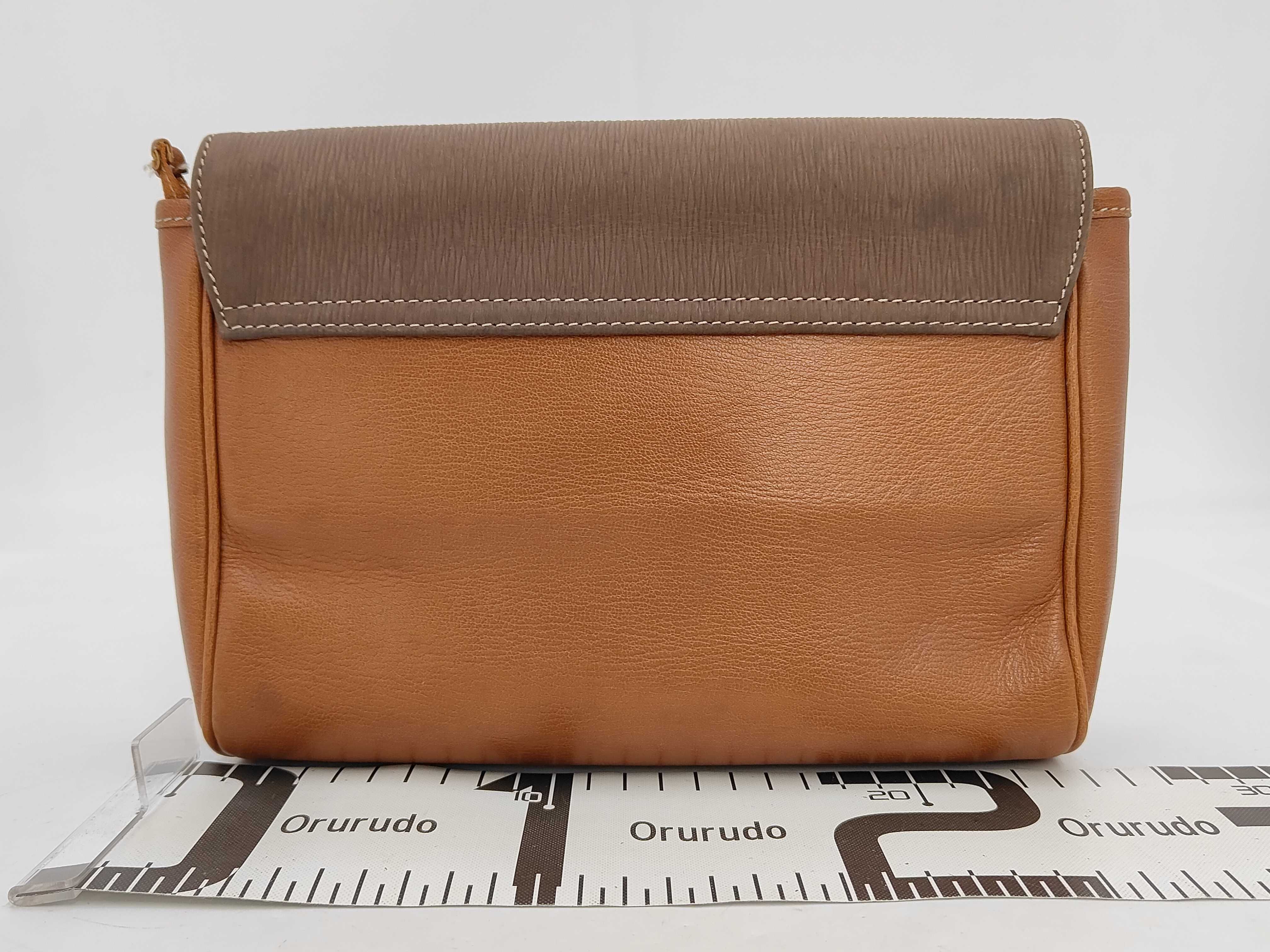 Vellasque Twist Clasp Clutch Bag Second Bag — view 2