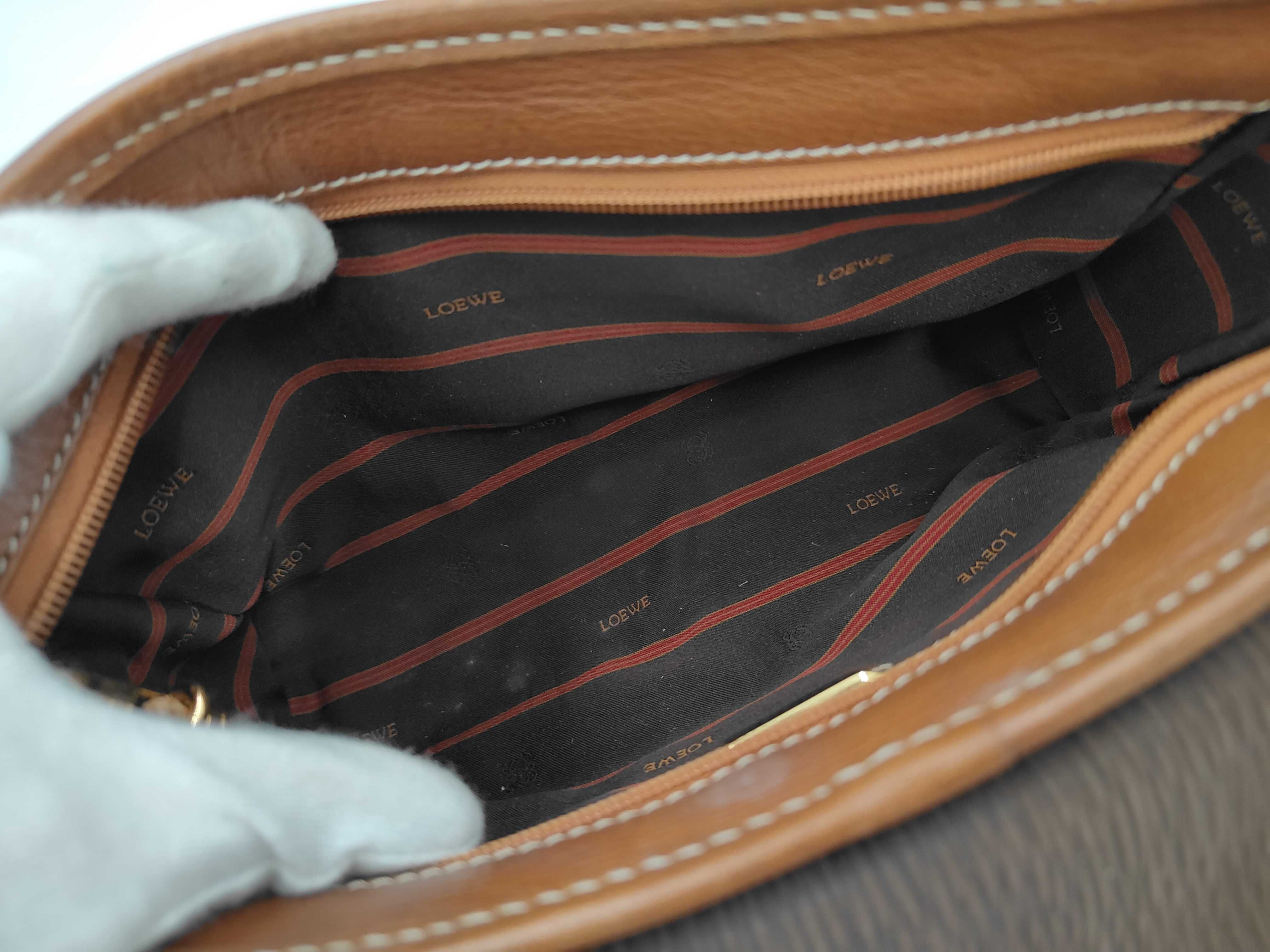 Vellasque Twist Clasp Clutch Bag Second Bag — view 6