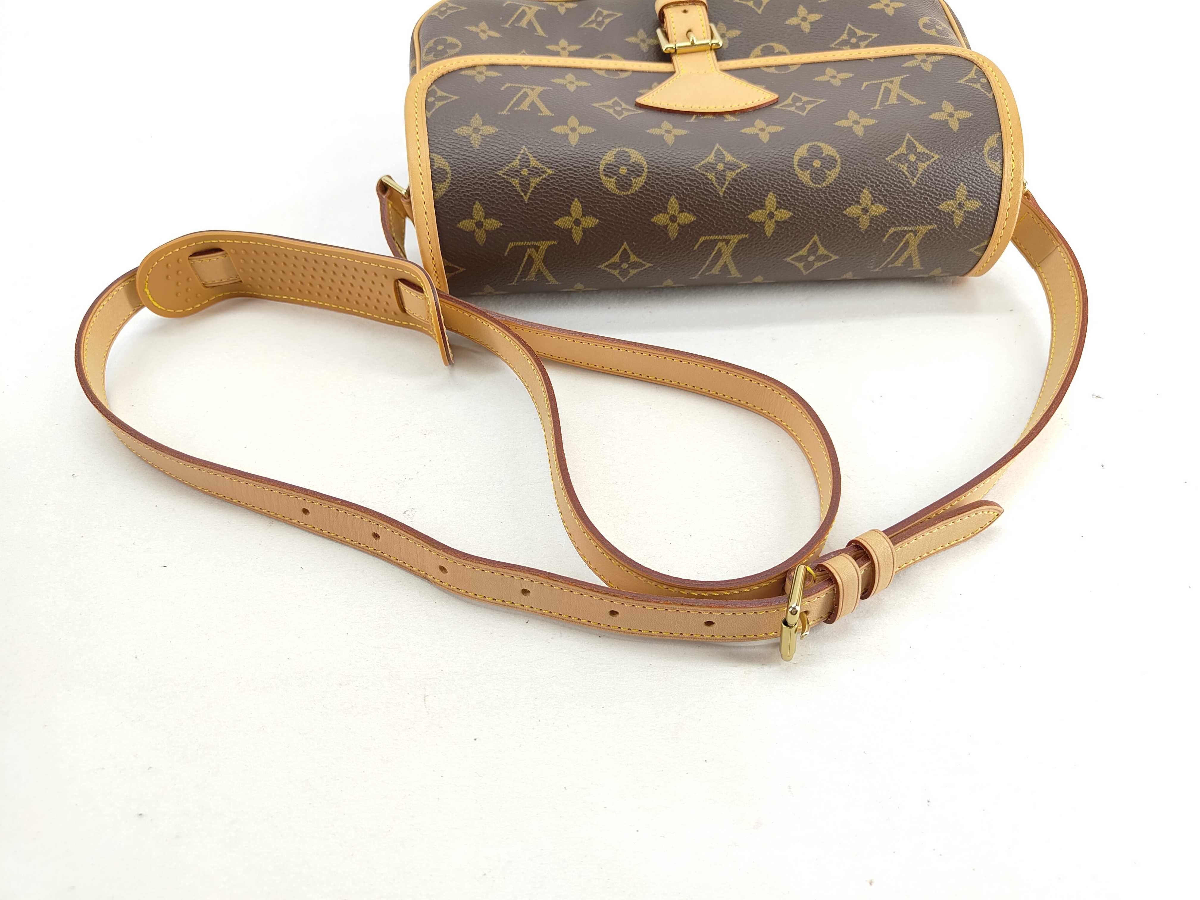 Sologne Monogram M42250 SL1012 Shoulder Bag — view 3