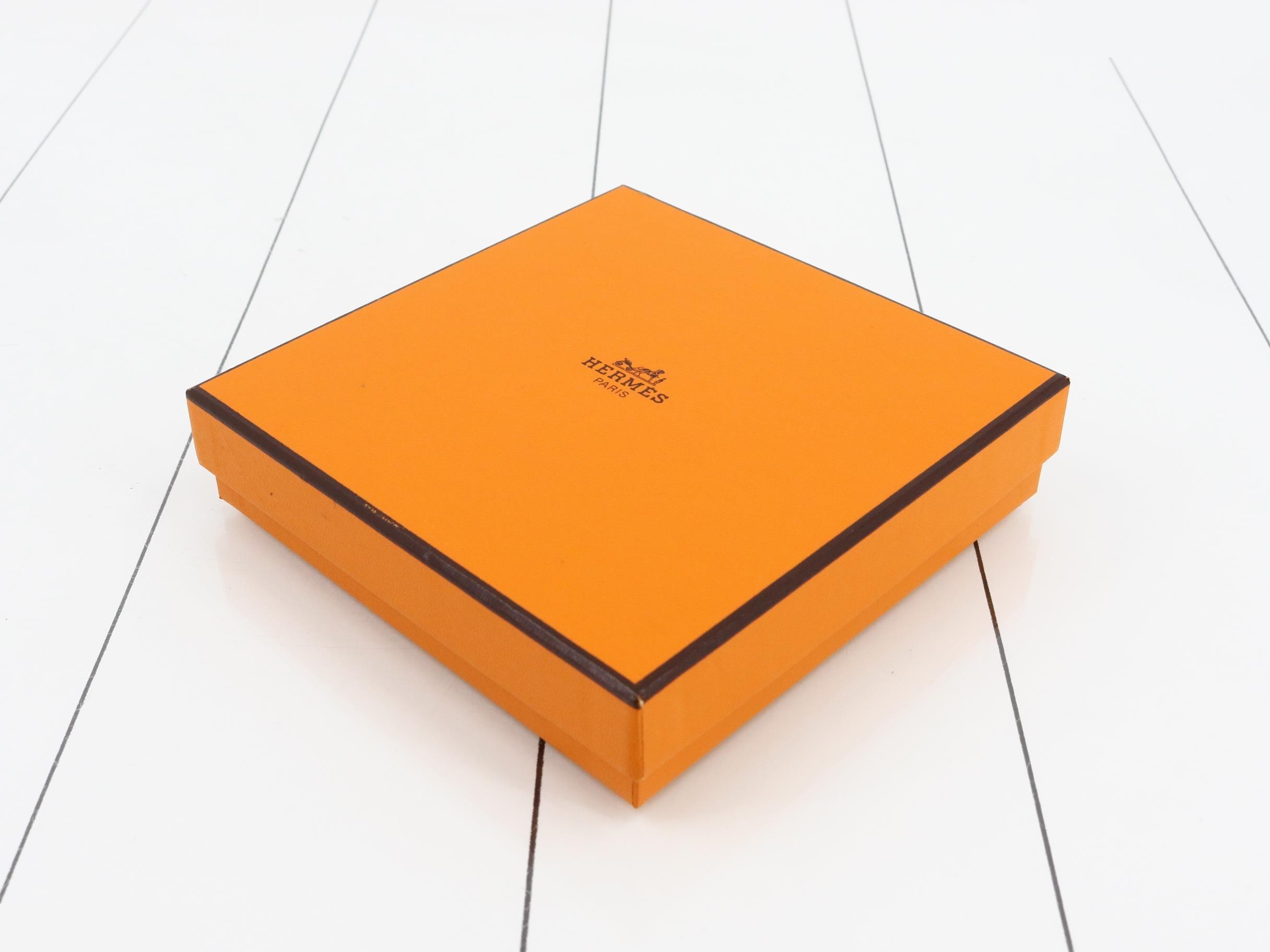 Reversible Camel Black Mini Constance — view 4