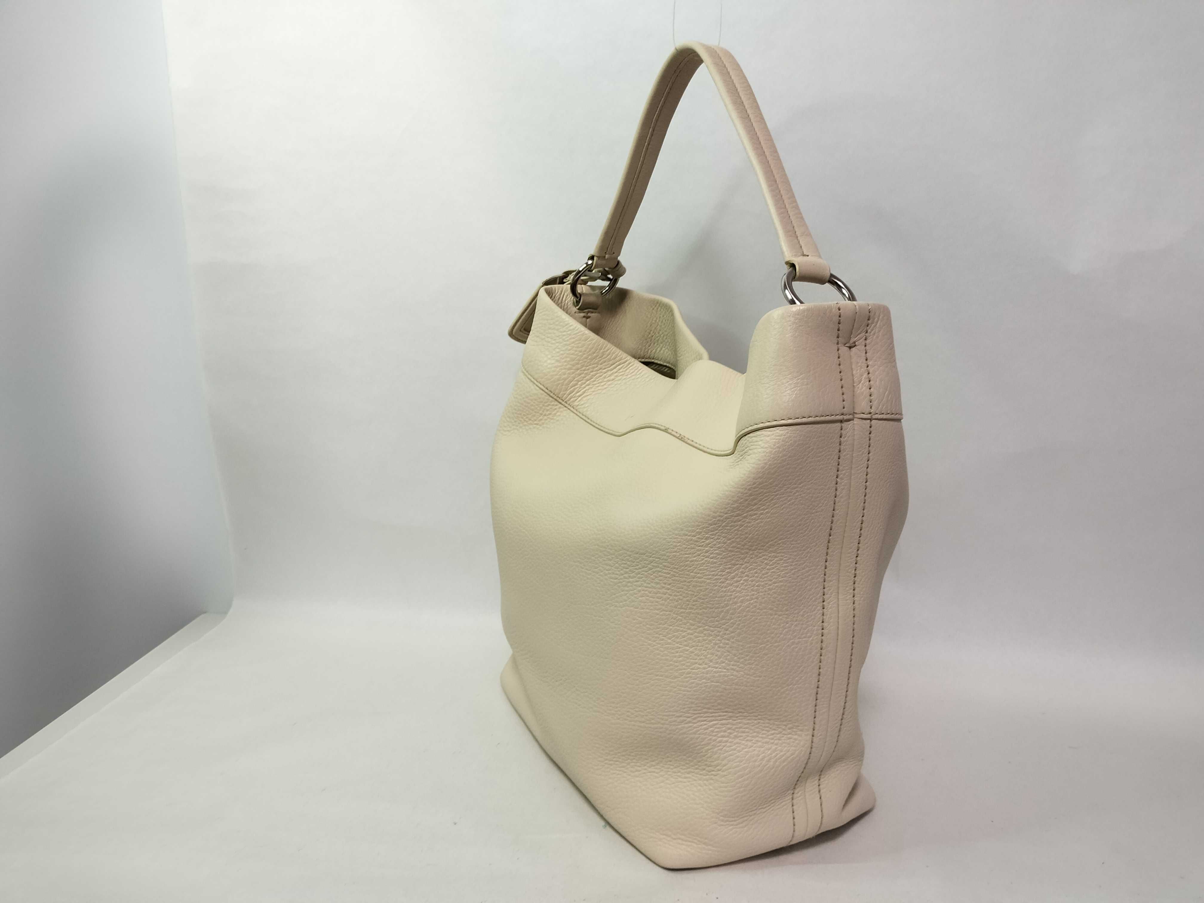 BR2248 Leather One-Shoulder Bag, Ivory, with Guarantee Card, Name Tag, and Dust Bag. — view 3