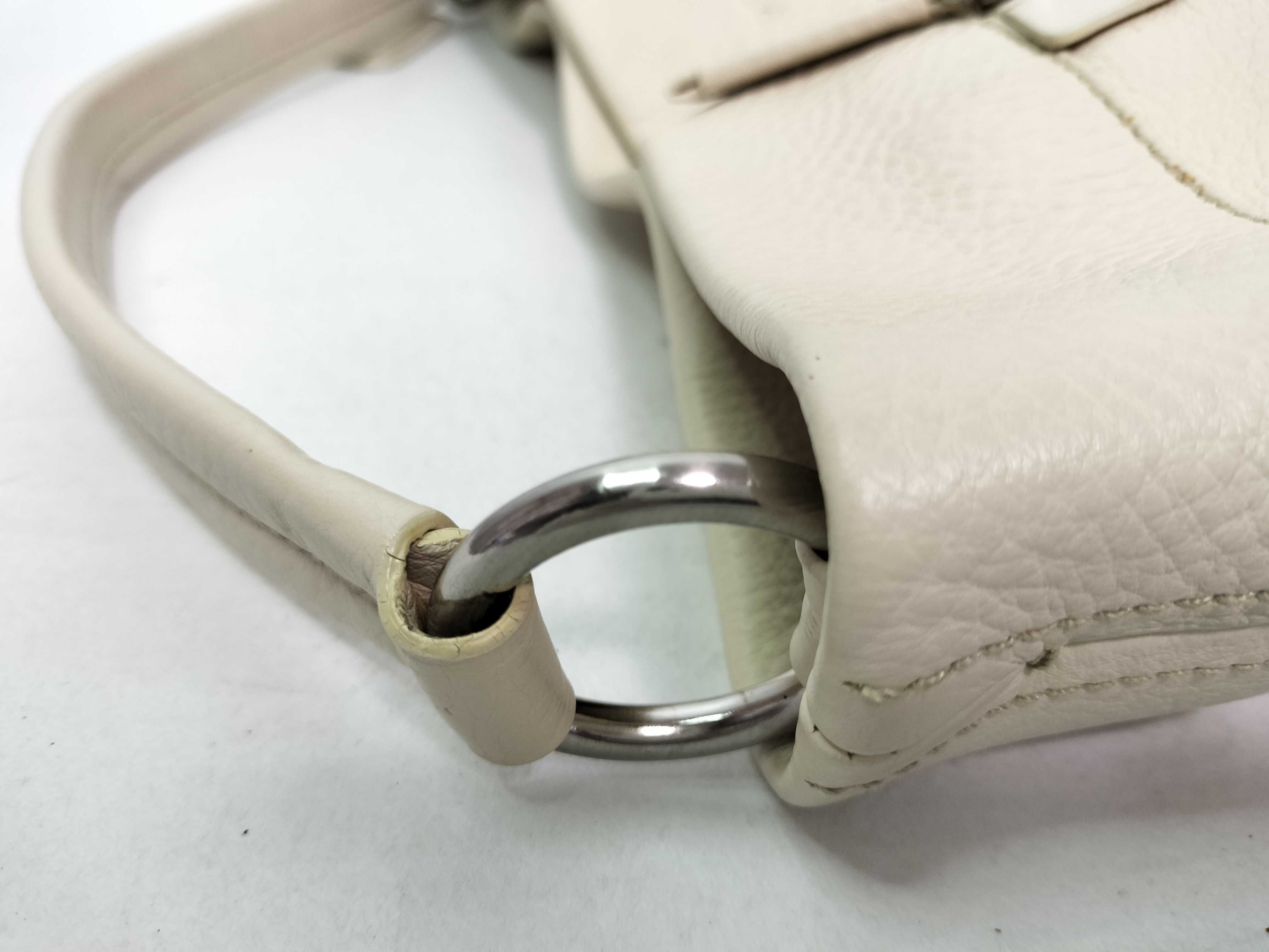 BR2248 Leather One-Shoulder Bag, Ivory, with Guarantee Card, Name Tag, and Dust Bag. — view 8