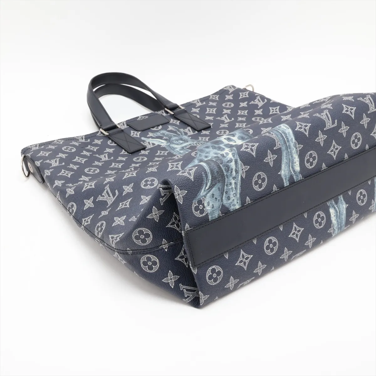 Monogram Savannah Chapman Tote M54127 RI0197 Navy — view 4