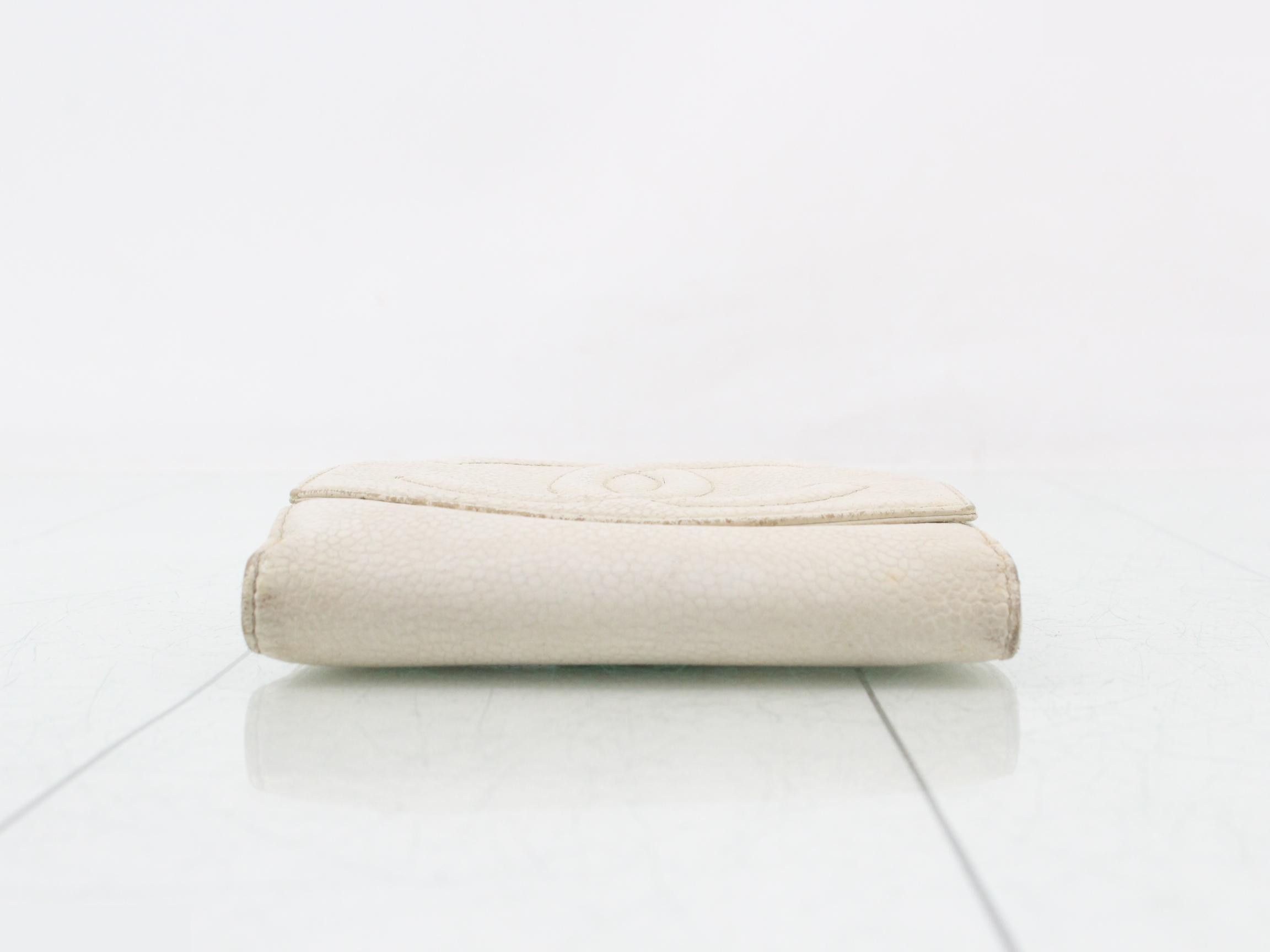 Caviar leather bi-fold wallet with Coco mark — view 3