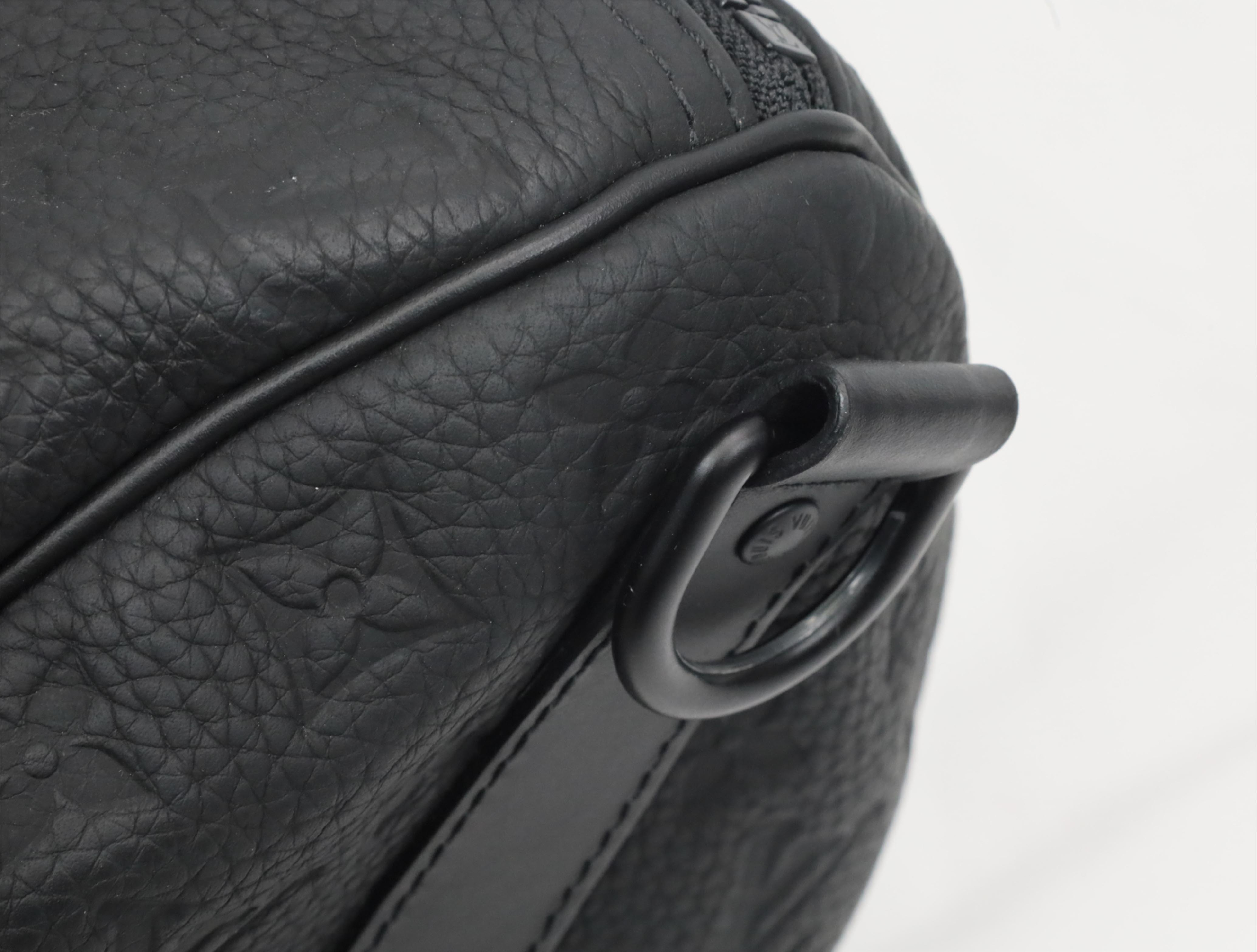 Taurillon Monogram Keepall Bandoulière 35 M22765 Shoulder Bag — view 12
