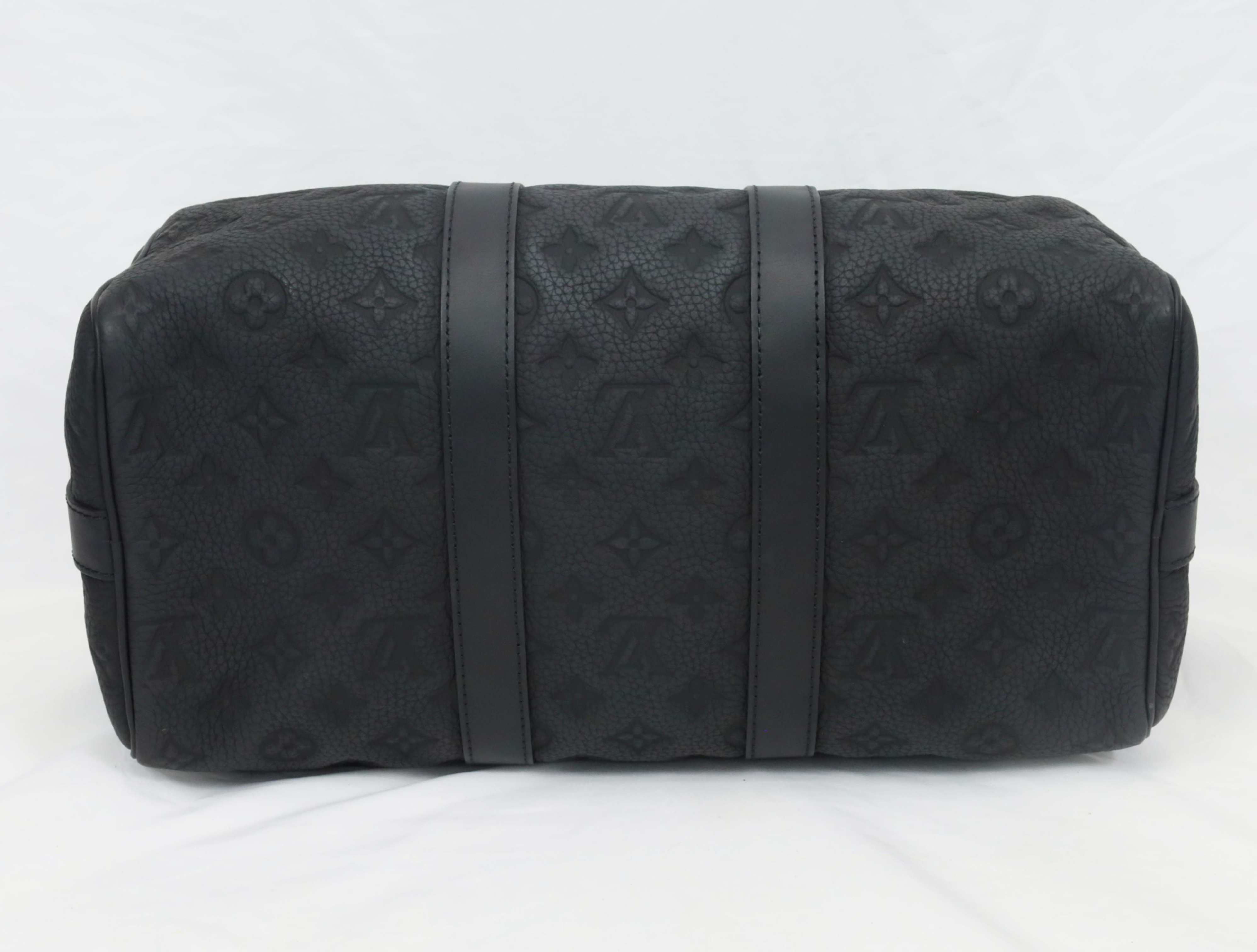 Taurillon Monogram Keepall Bandoulière 35 M22765 Shoulder Bag — view 3