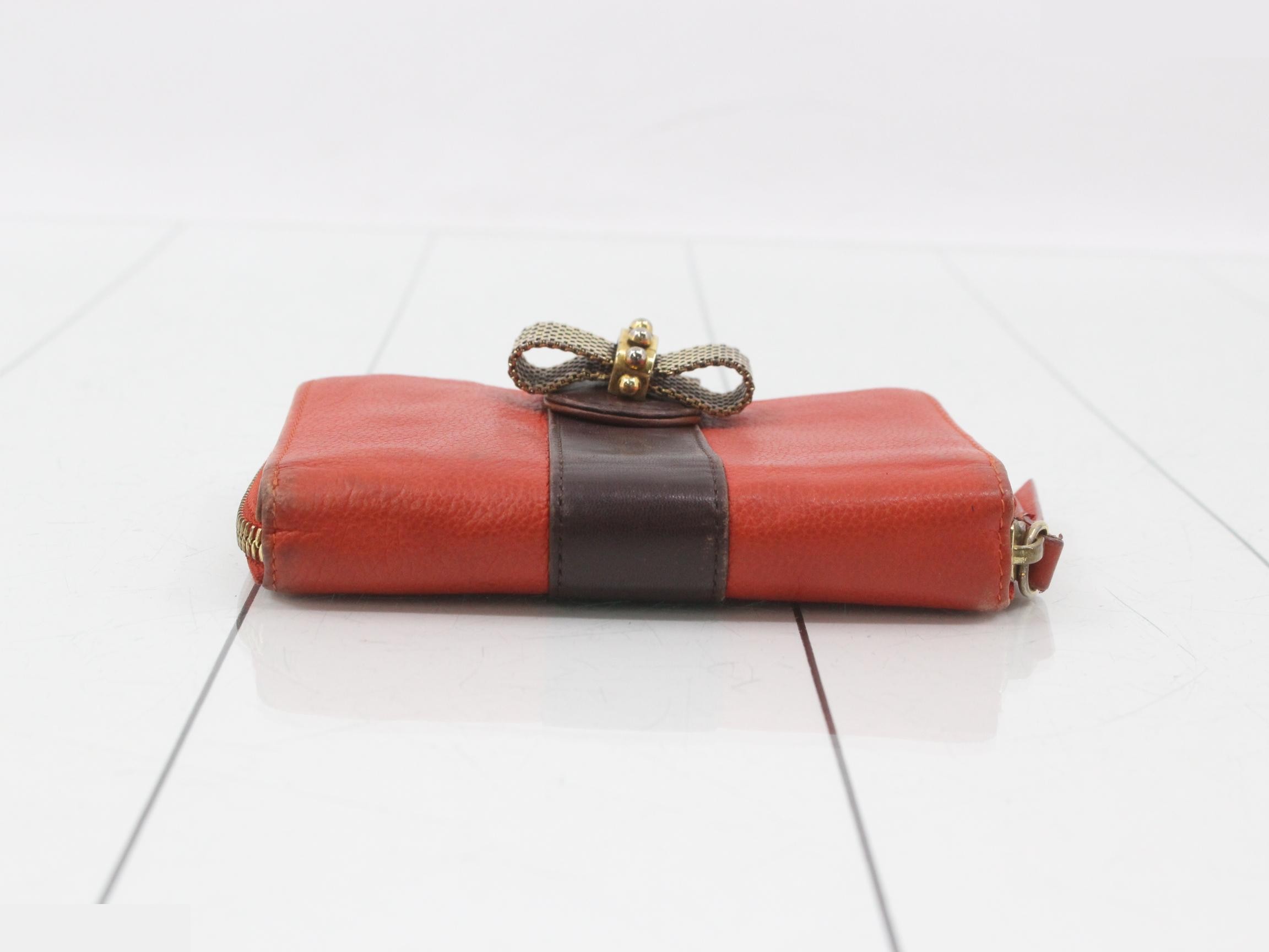 Other lines: Bags and Wallets — view 3