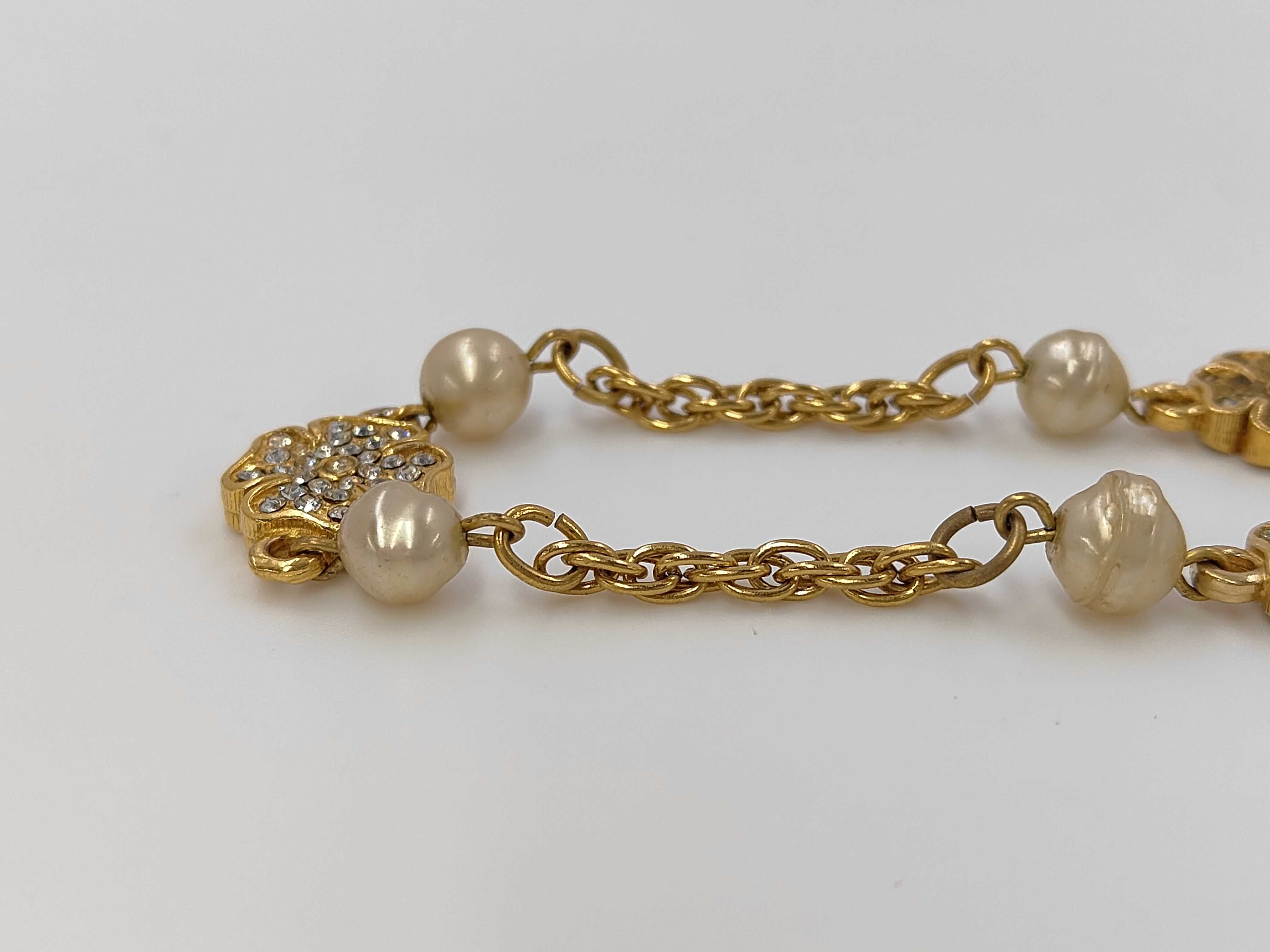 necklace — view 3