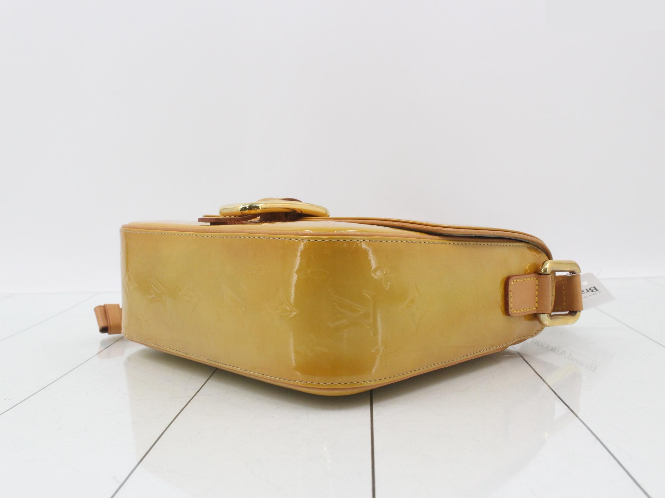 Shoulder bag, Vernis Christie — view 6