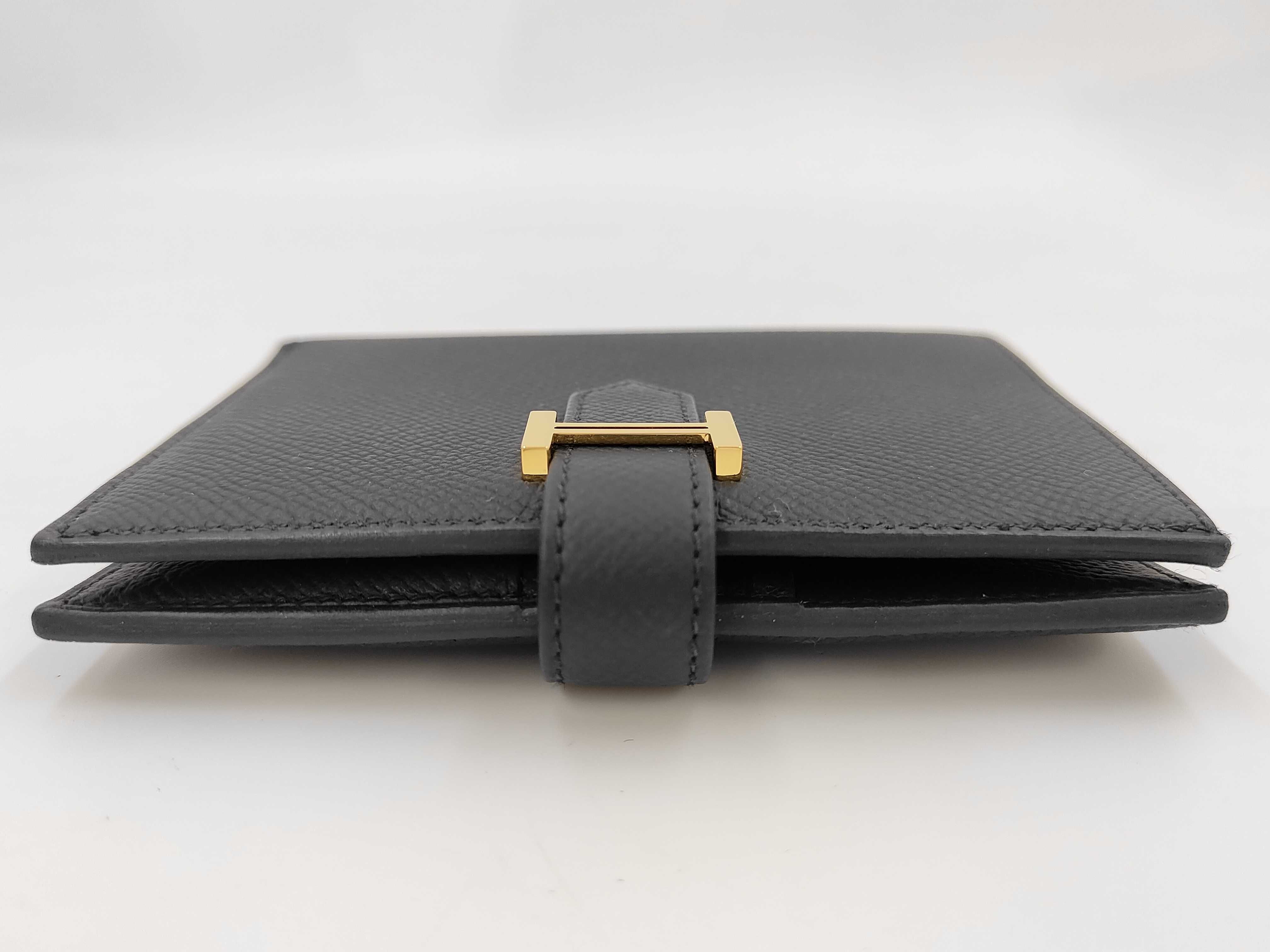 Bearn Compact Wallet, Veau Epsom Leather, Gold Hardware, Black, G Stamp — view 6