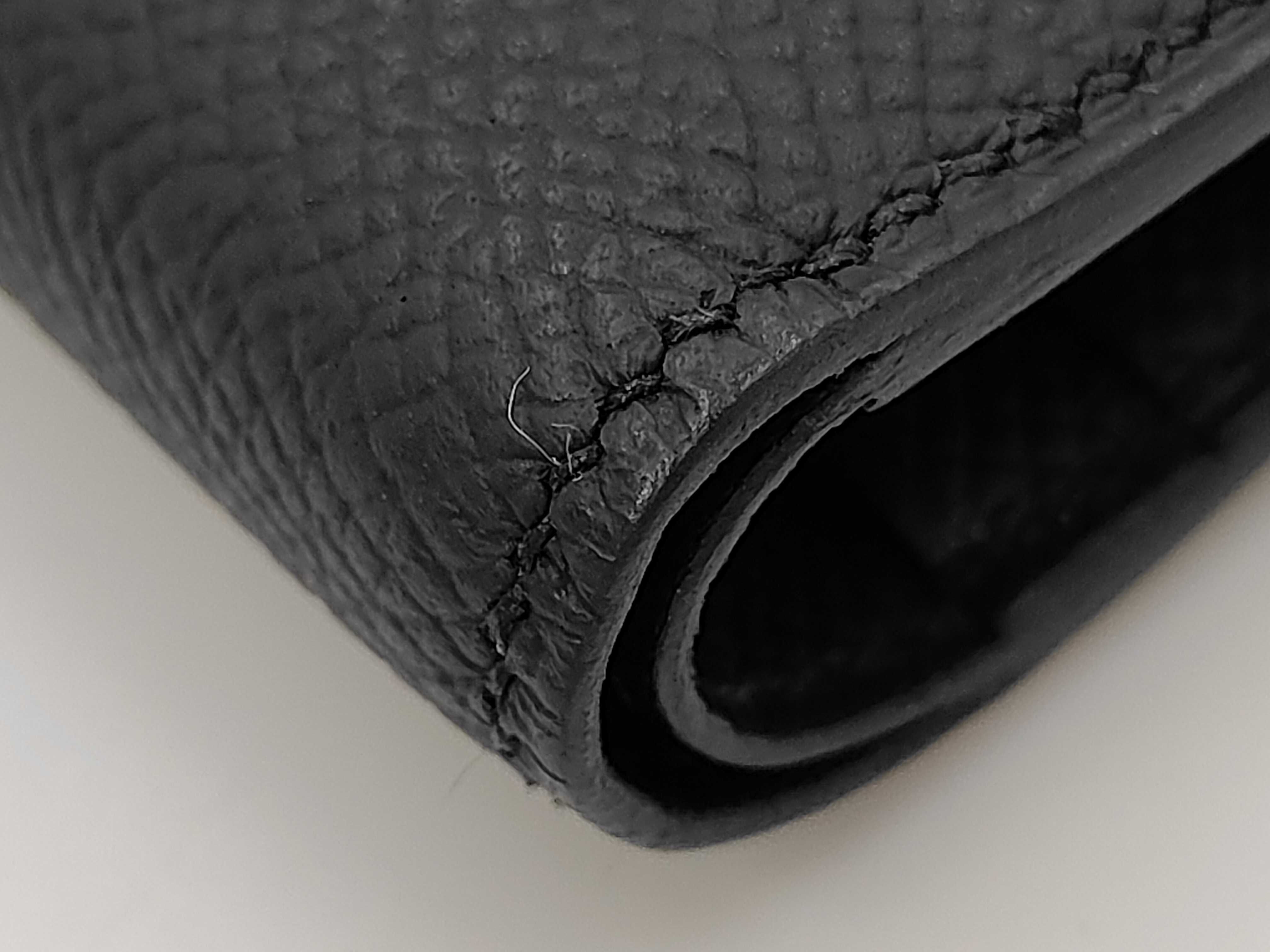 Bearn Compact Wallet, Veau Epsom Leather, Gold Hardware, Black, G Stamp — view 7