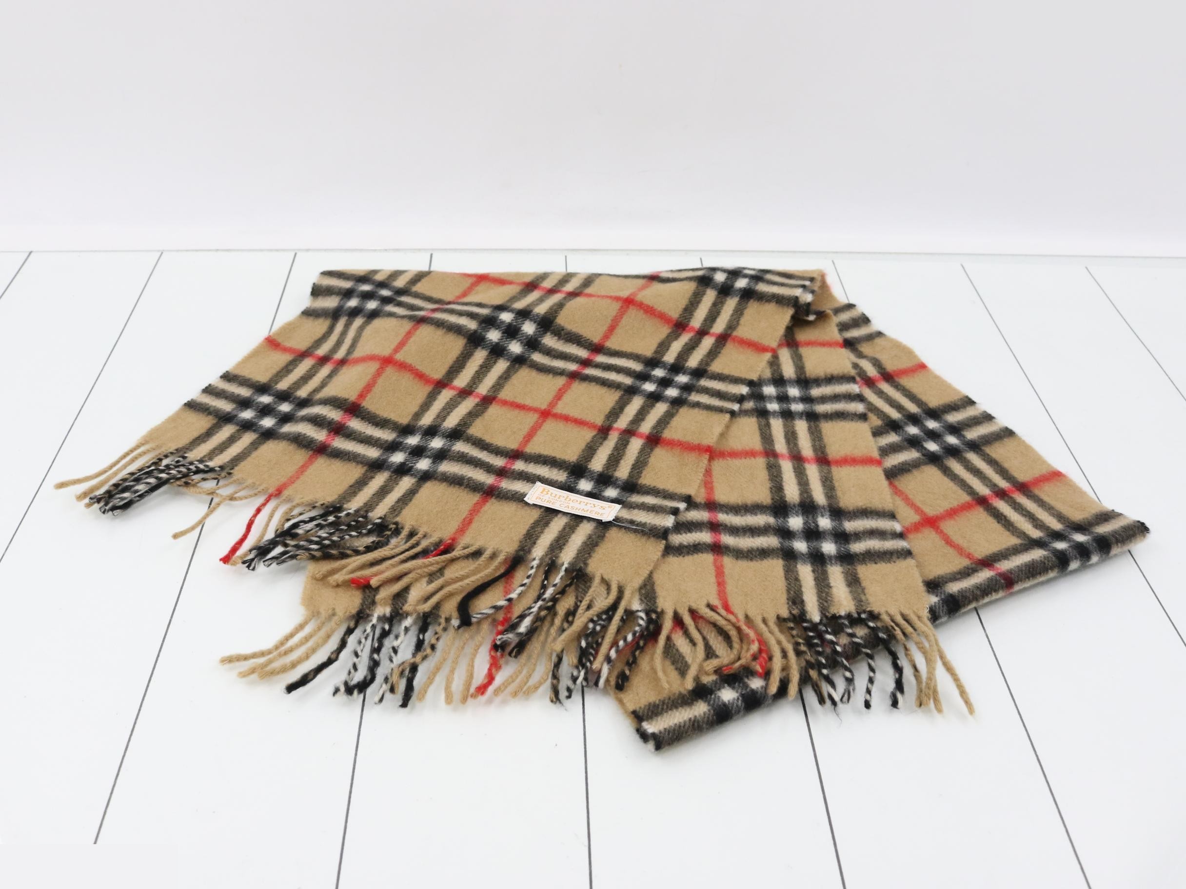 Other lines: Small items, accessories, and scarves — view 2