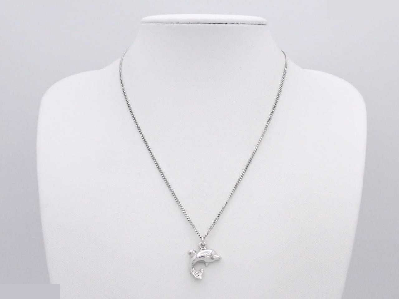 Dolphin motif necklace/pendant, chain approximately 44cm, silver. — view 3