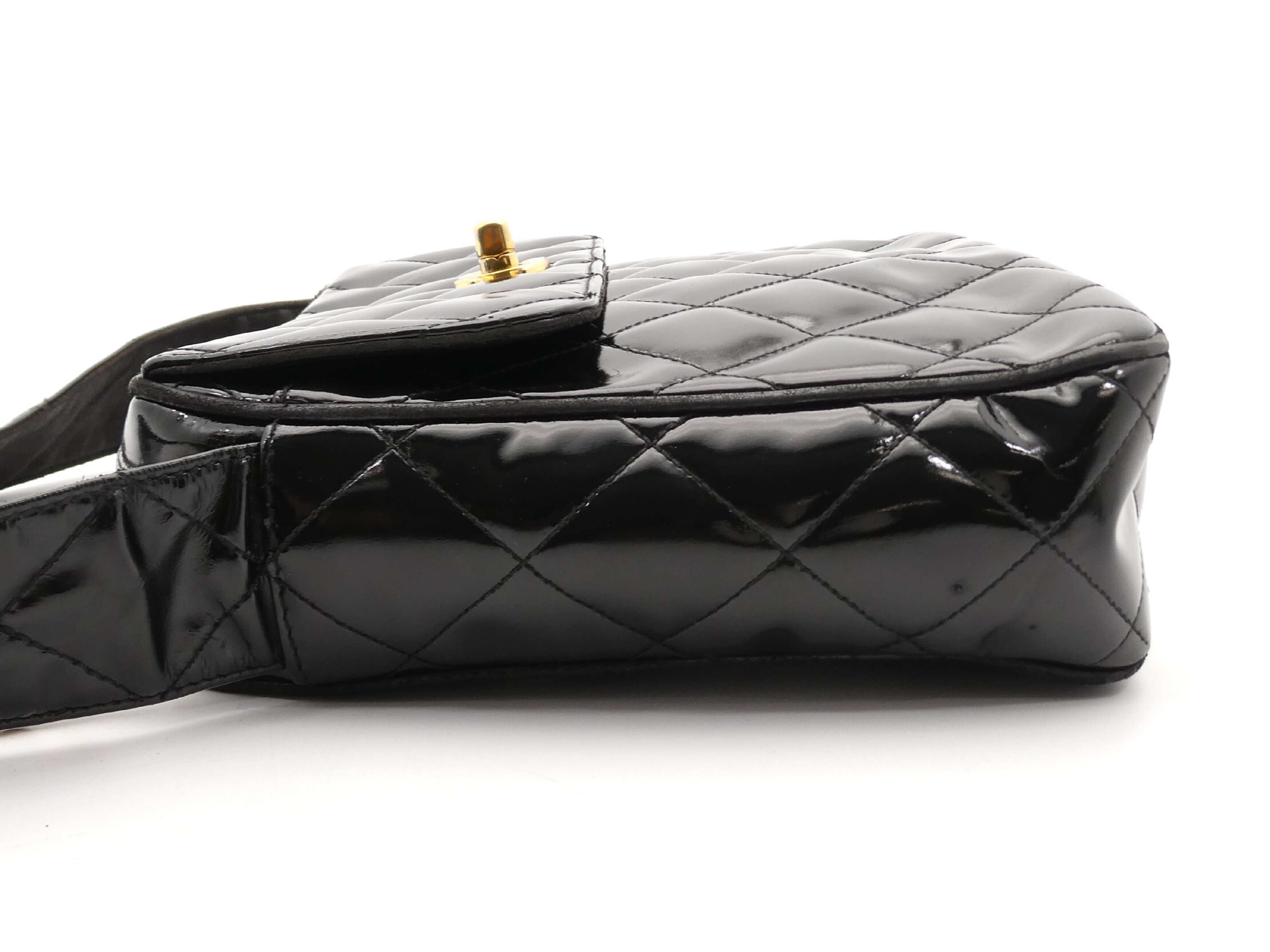 Matelassé Enamel Coco Mark Turnlock Shoulder Bag — view 3