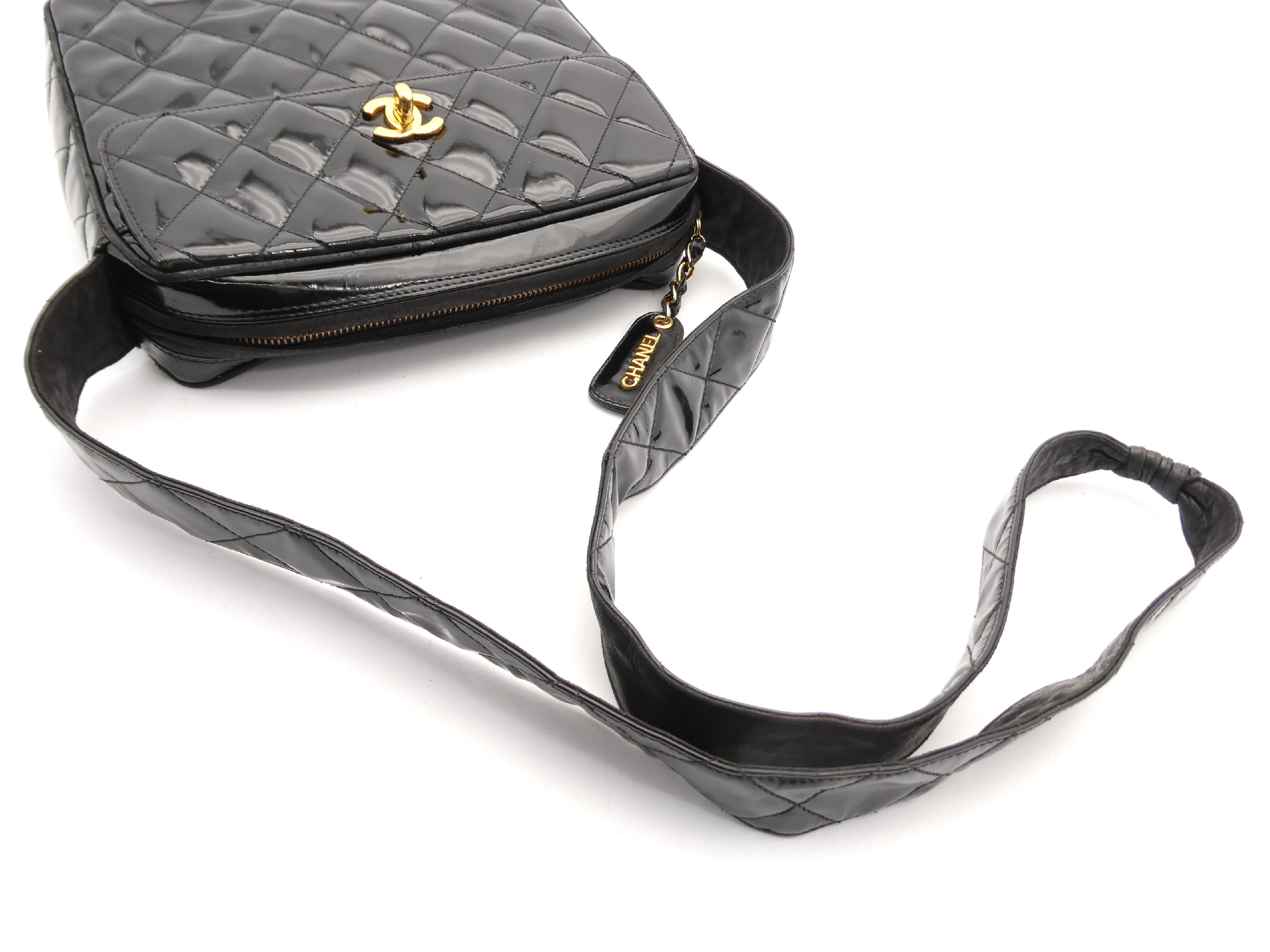 Matelassé Enamel Coco Mark Turnlock Shoulder Bag — view 6