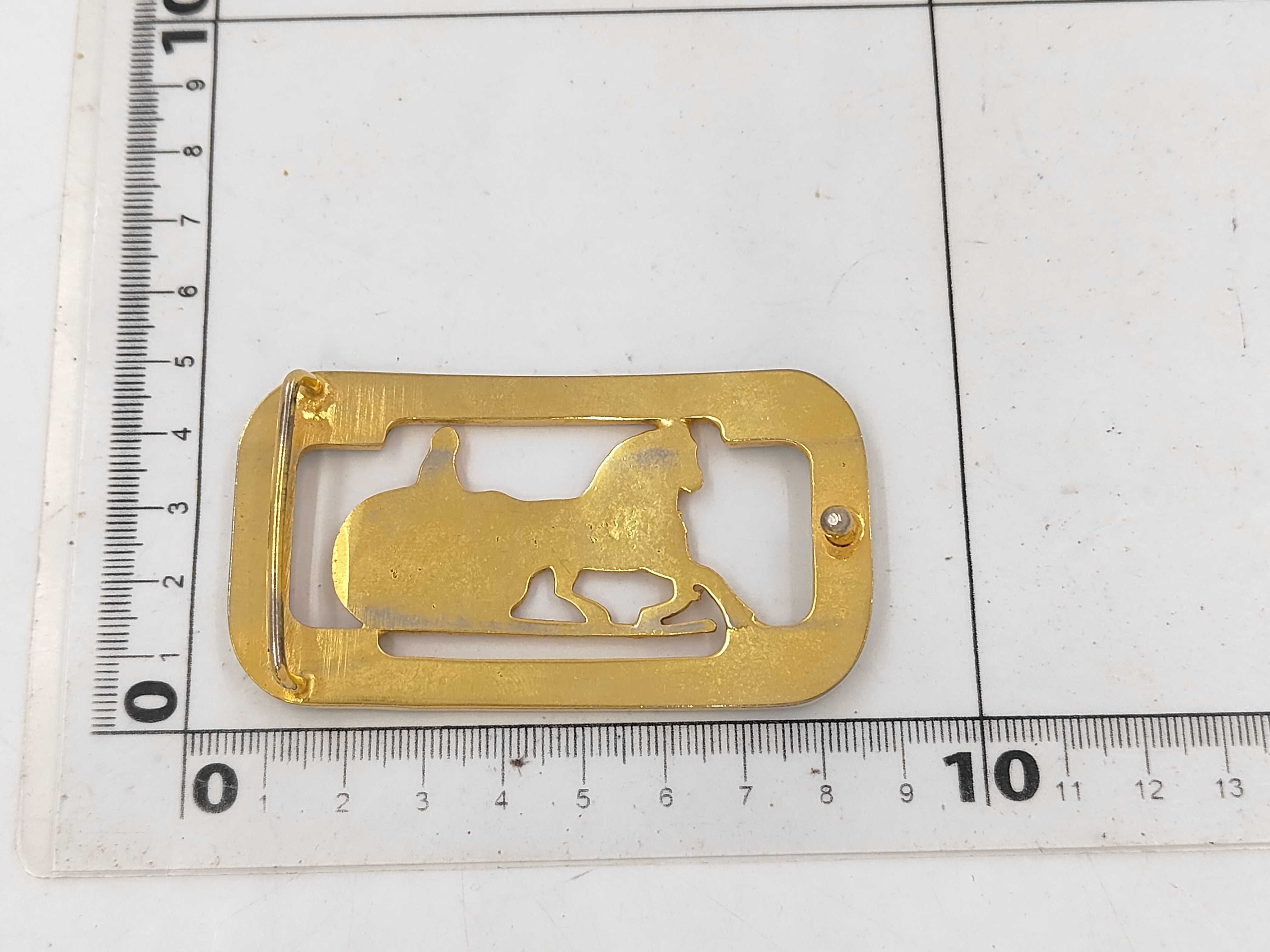 horse carriage logo belt buckle and other accessories — view 2