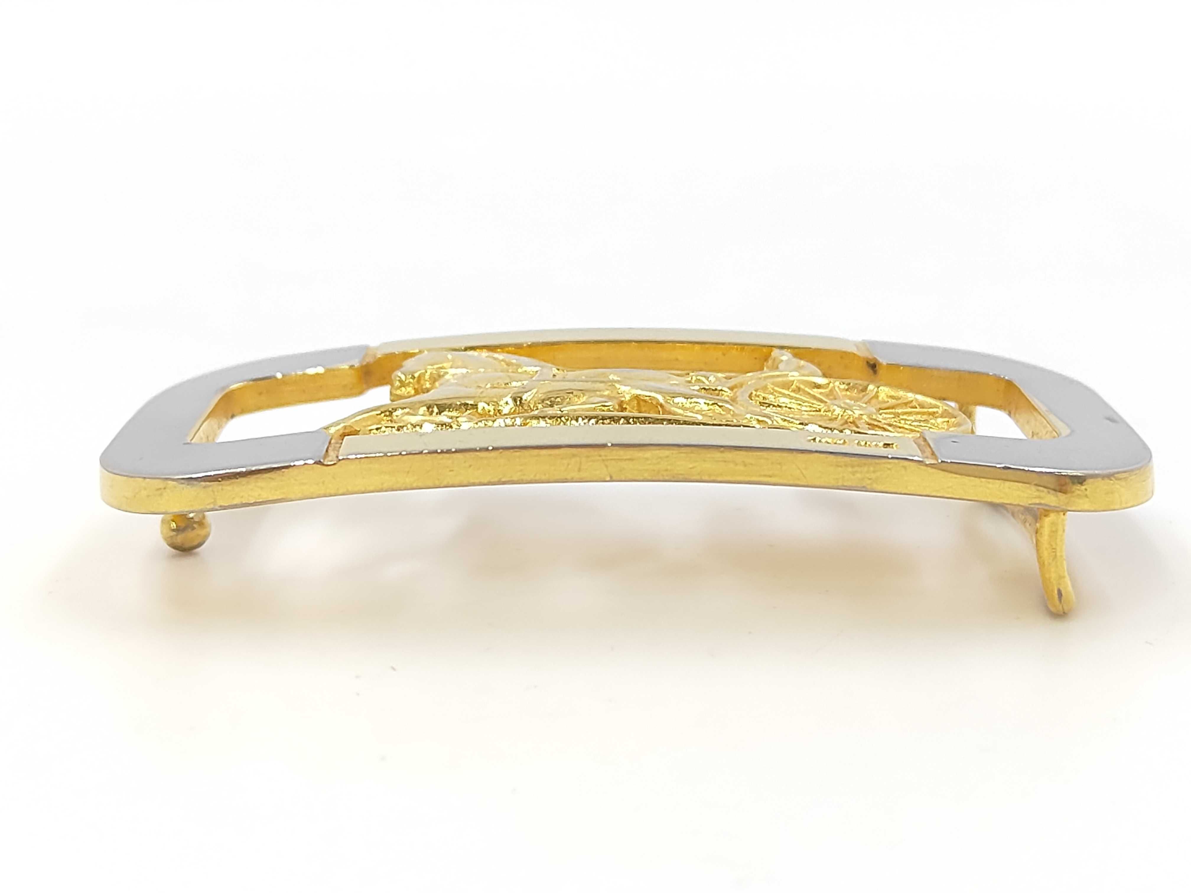 horse carriage logo belt buckle and other accessories — view 3