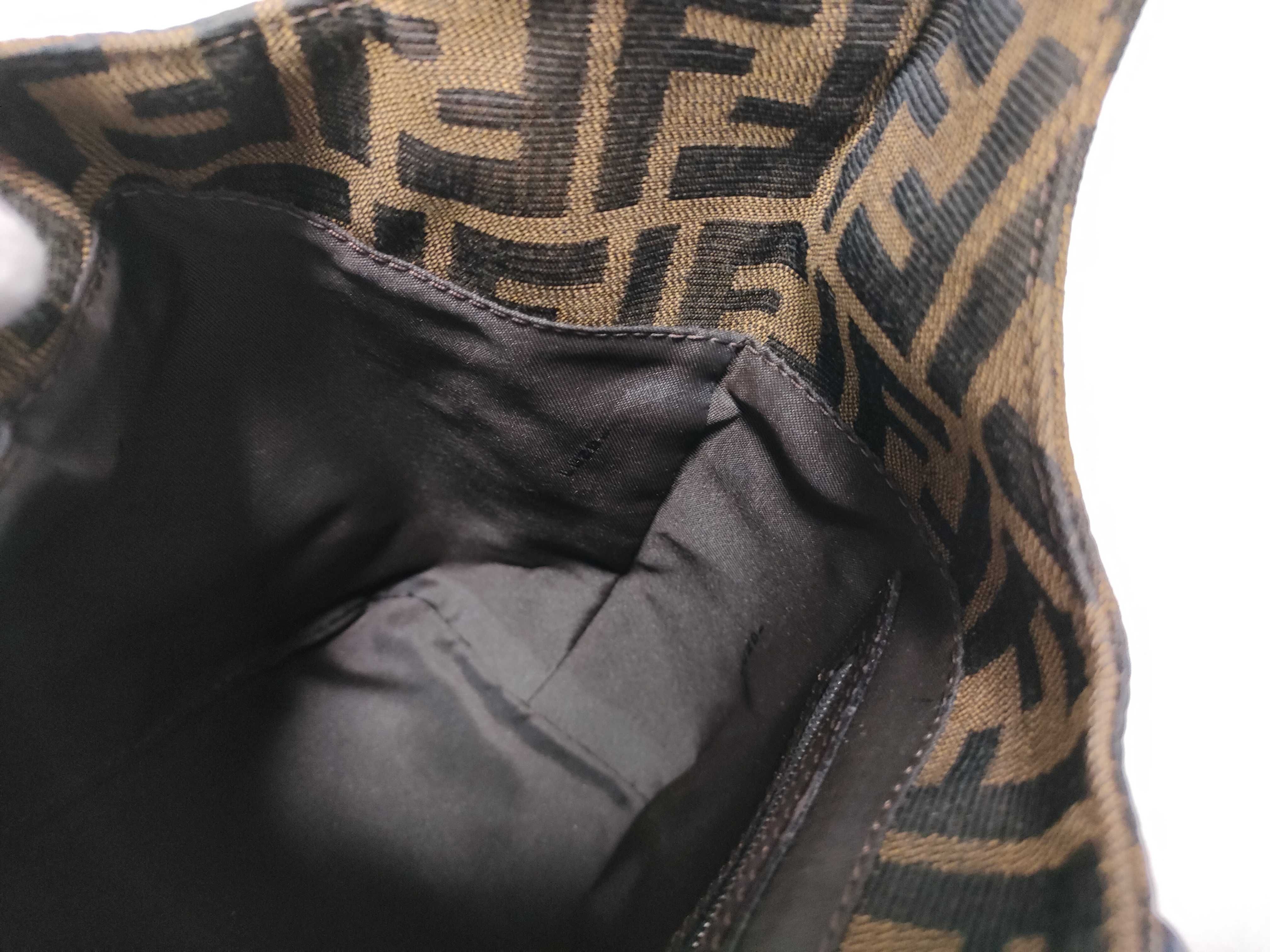 Zucca One-Shoulder Bag — view 13