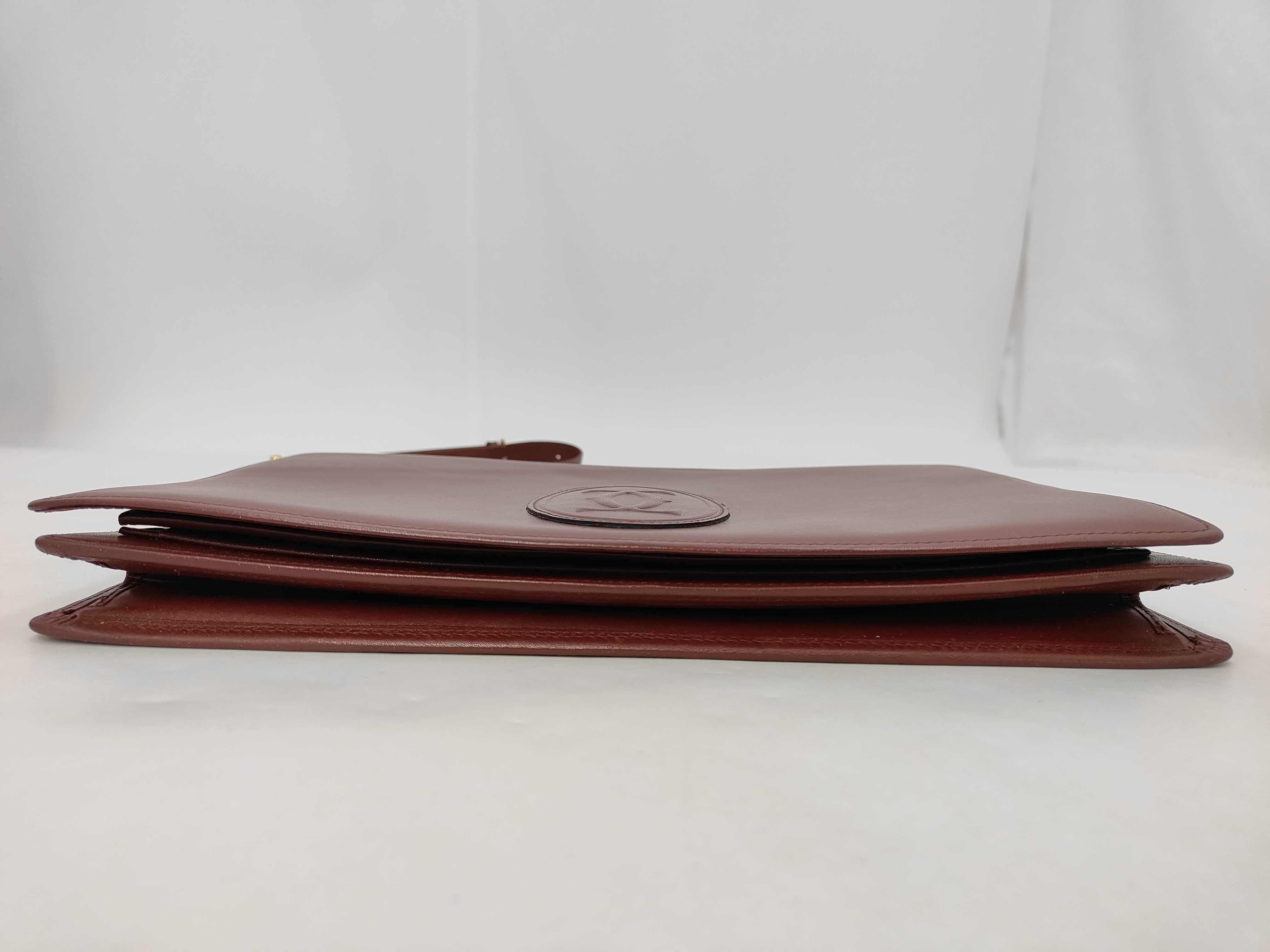 Must leather shoulder bag with dust bag and box. — view 3