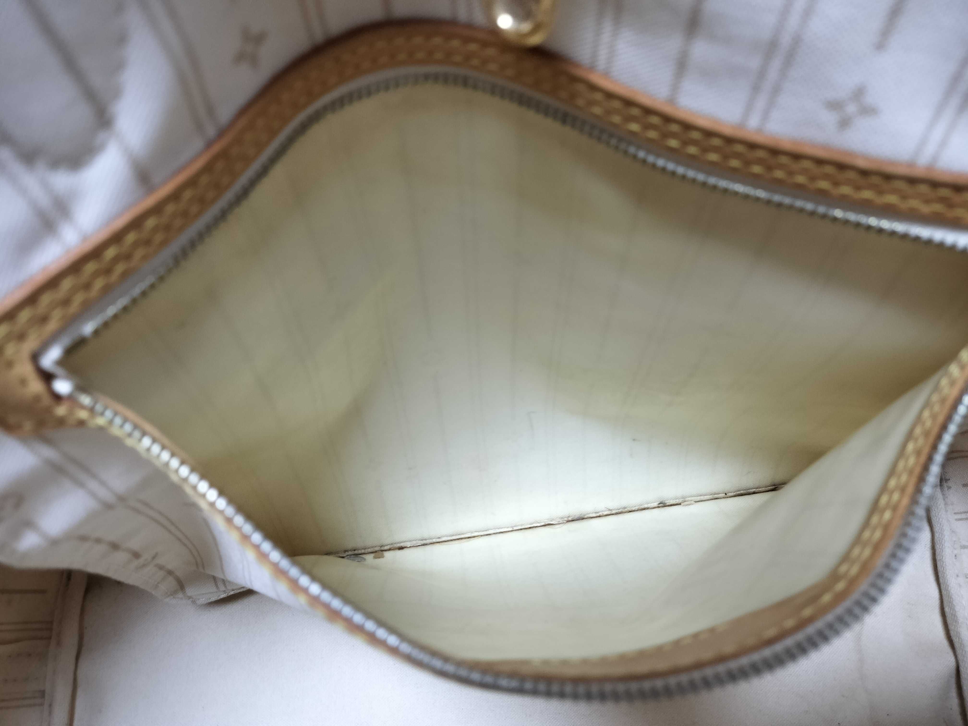 Damier Azur Neverfull GM Tote Bag N51108 — view 11