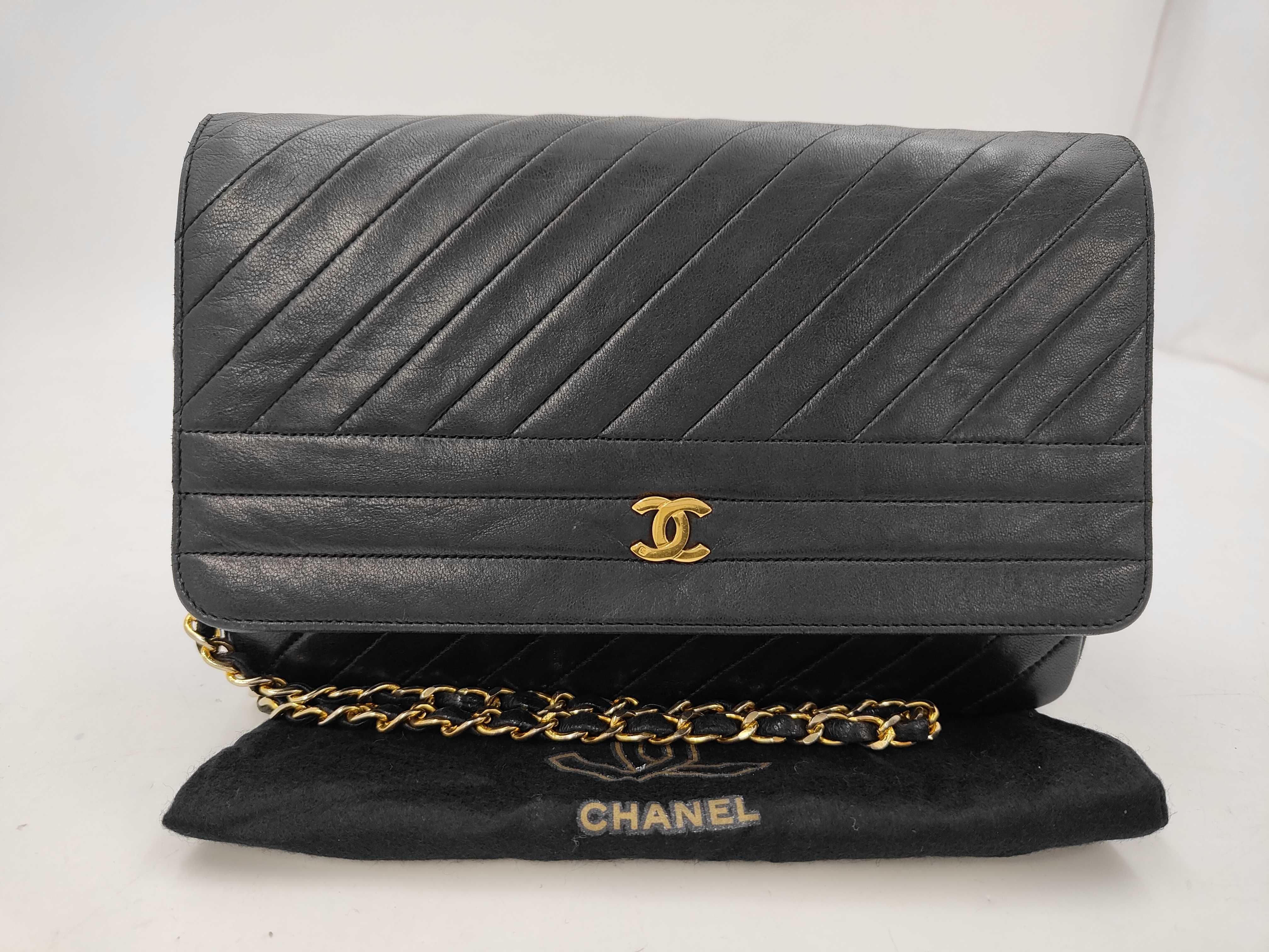 Coco Mark Chain Shoulder Bag