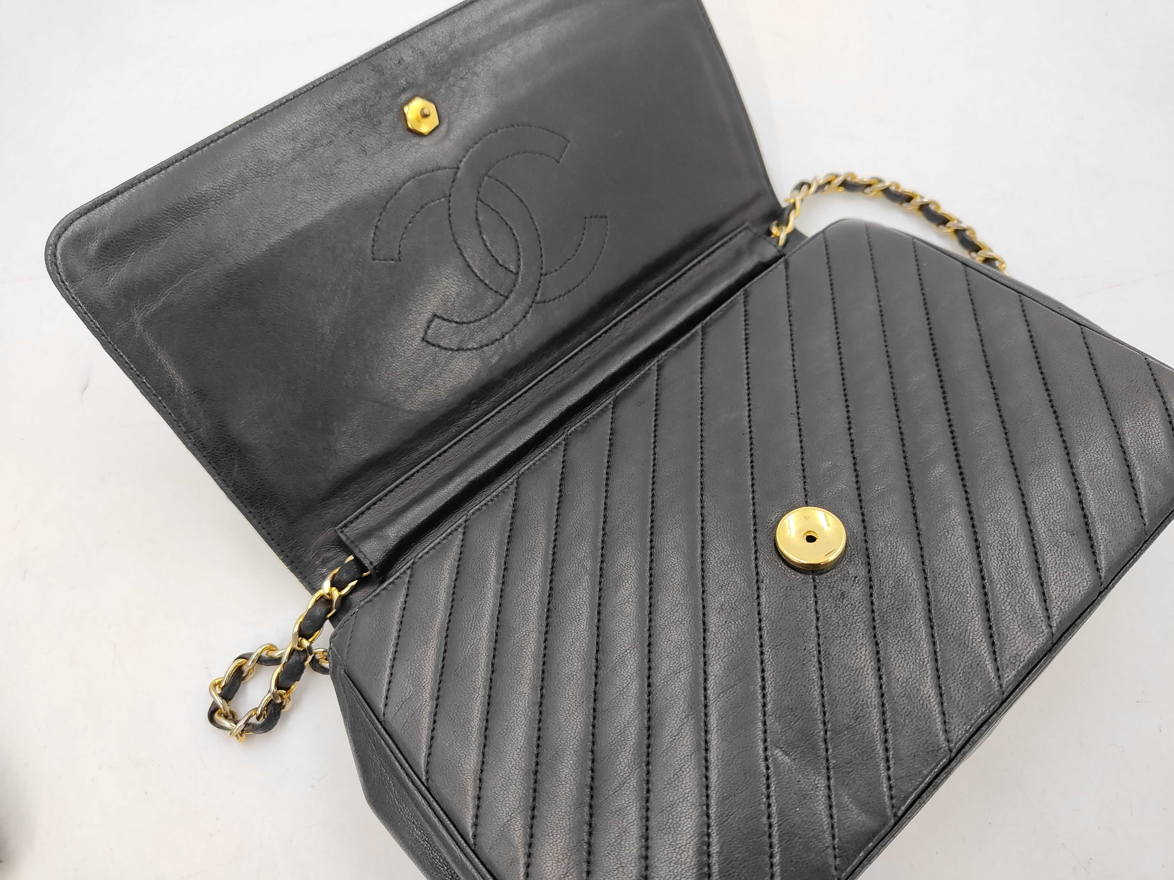 Coco Mark Chain Shoulder Bag — view 8