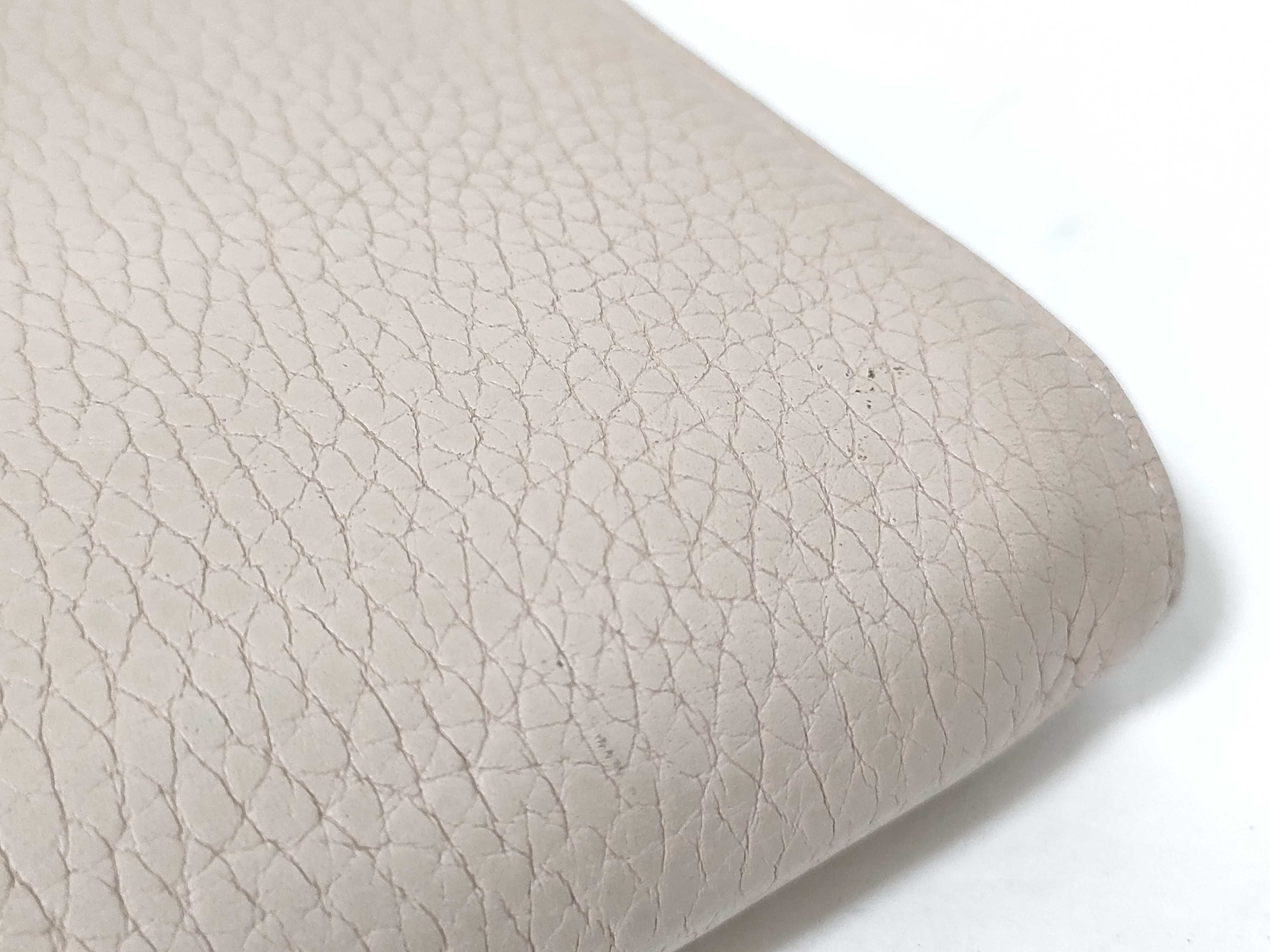 Charm Leather Round Long Wallet — view 12
