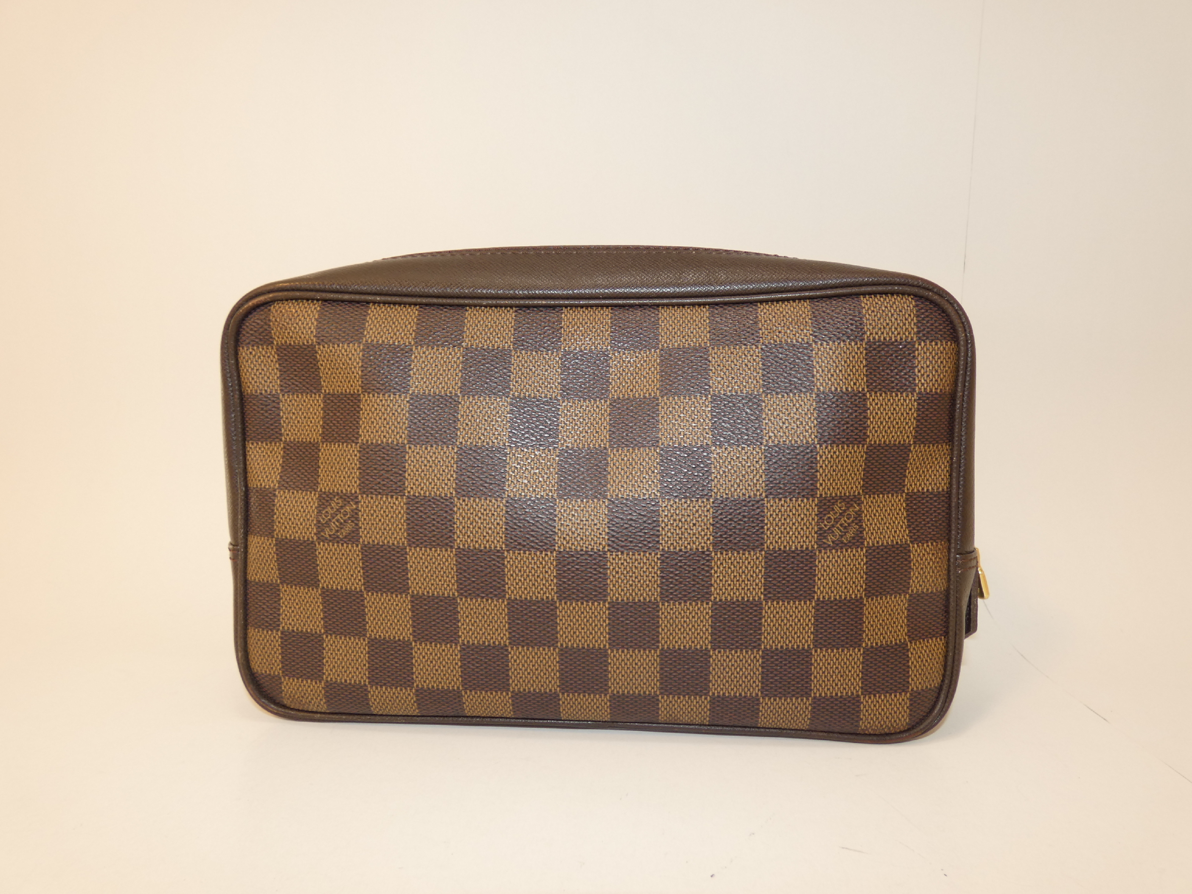 Damier Trouse Toilette Clutch Bag — view 2
