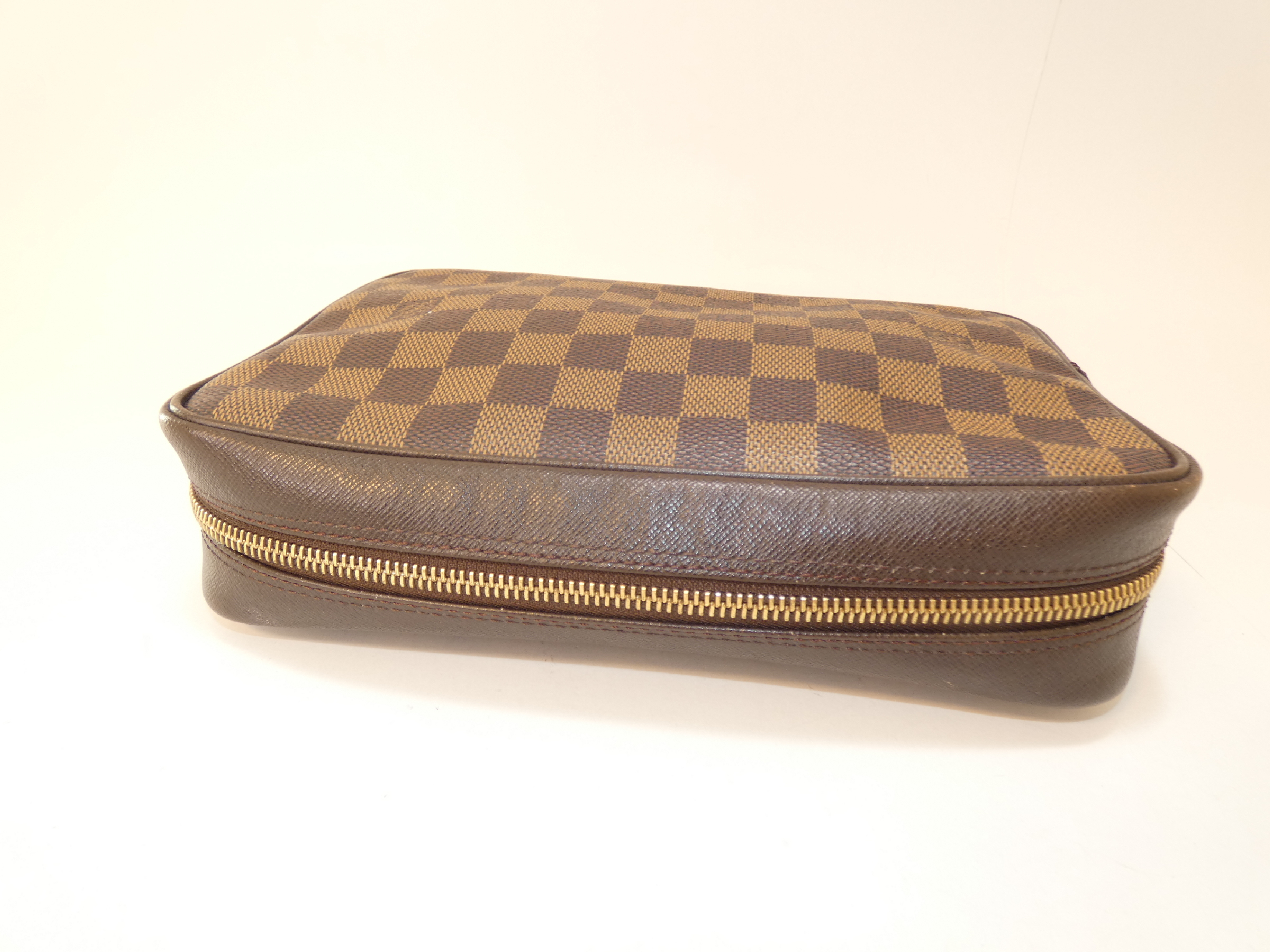 Damier Trouse Toilette Clutch Bag — view 3