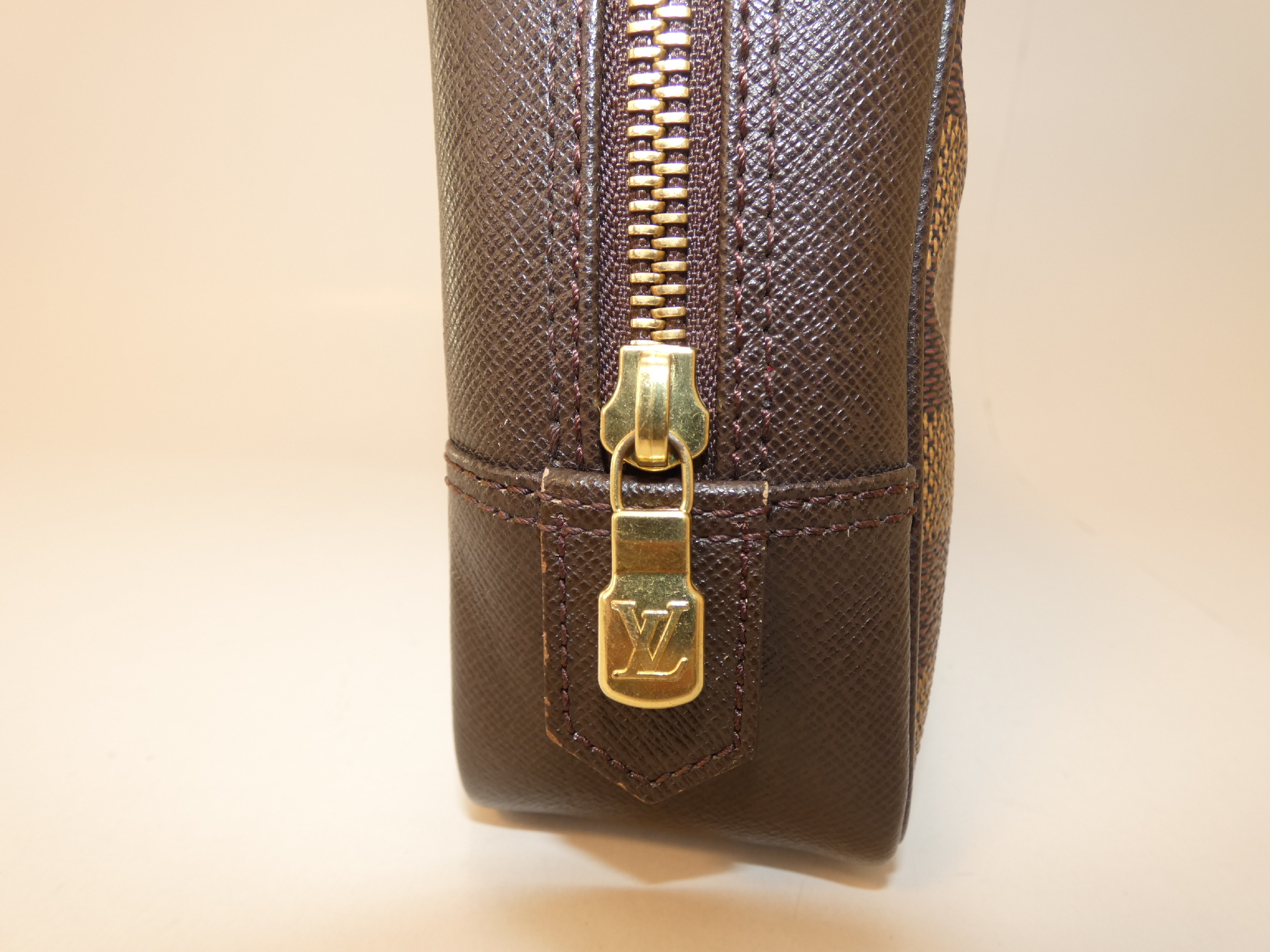 Damier Trouse Toilette Clutch Bag — view 7