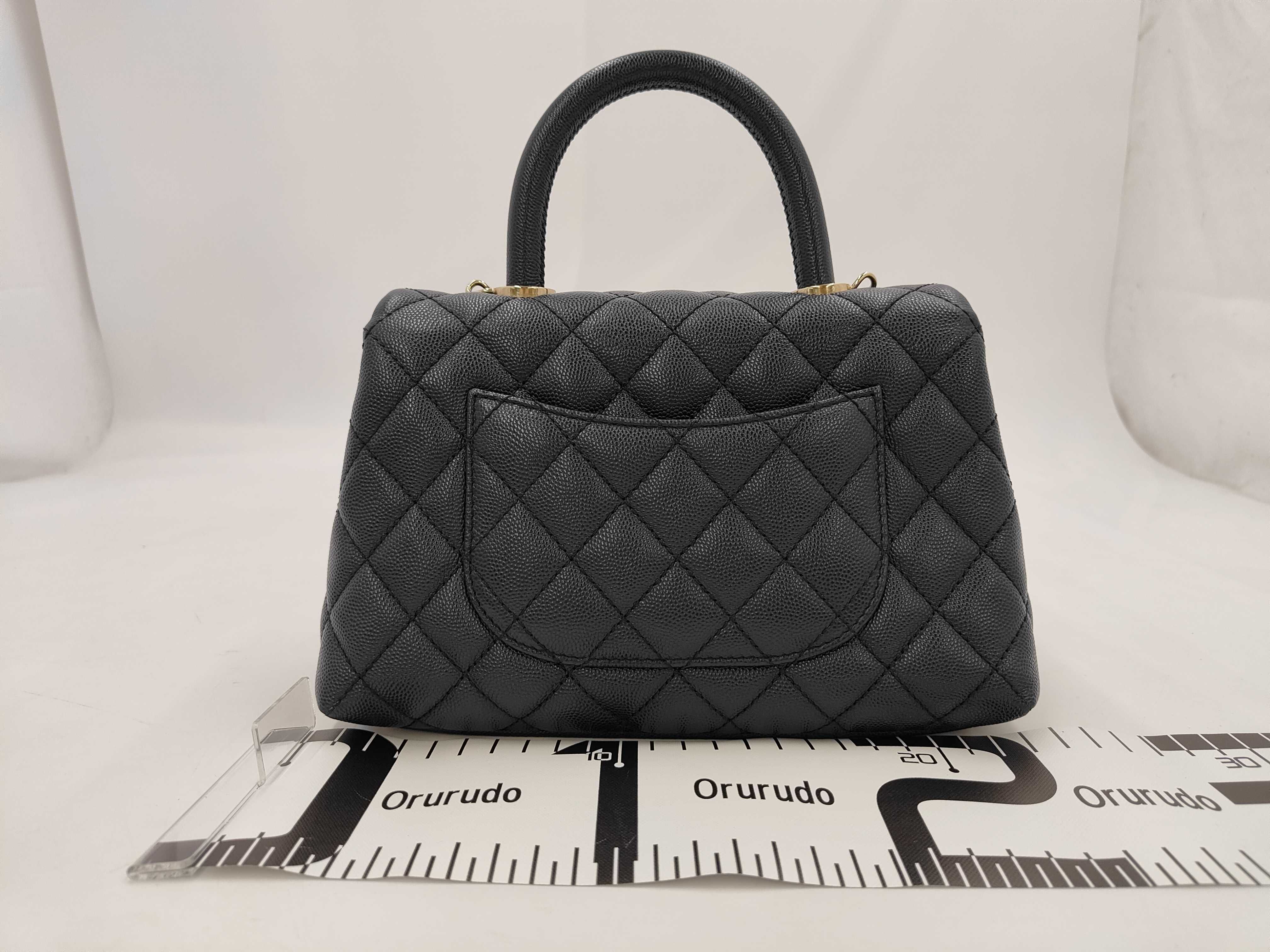 Matelassé Coco Handle XS Caviar Leather Dark Navy Gold Hardware 30 Series Bag — view 2