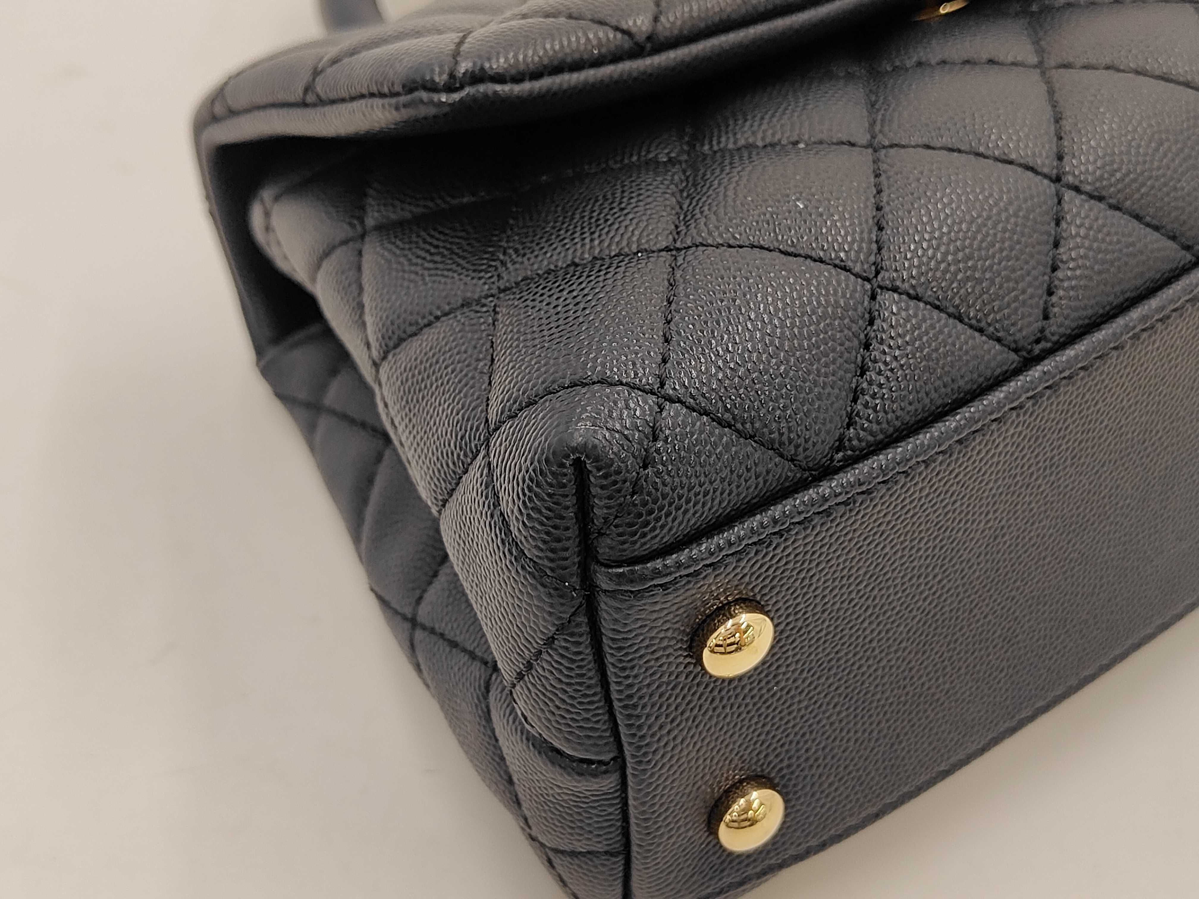 Matelassé Coco Handle XS Caviar Leather Dark Navy Gold Hardware 30 Series Bag — view 5