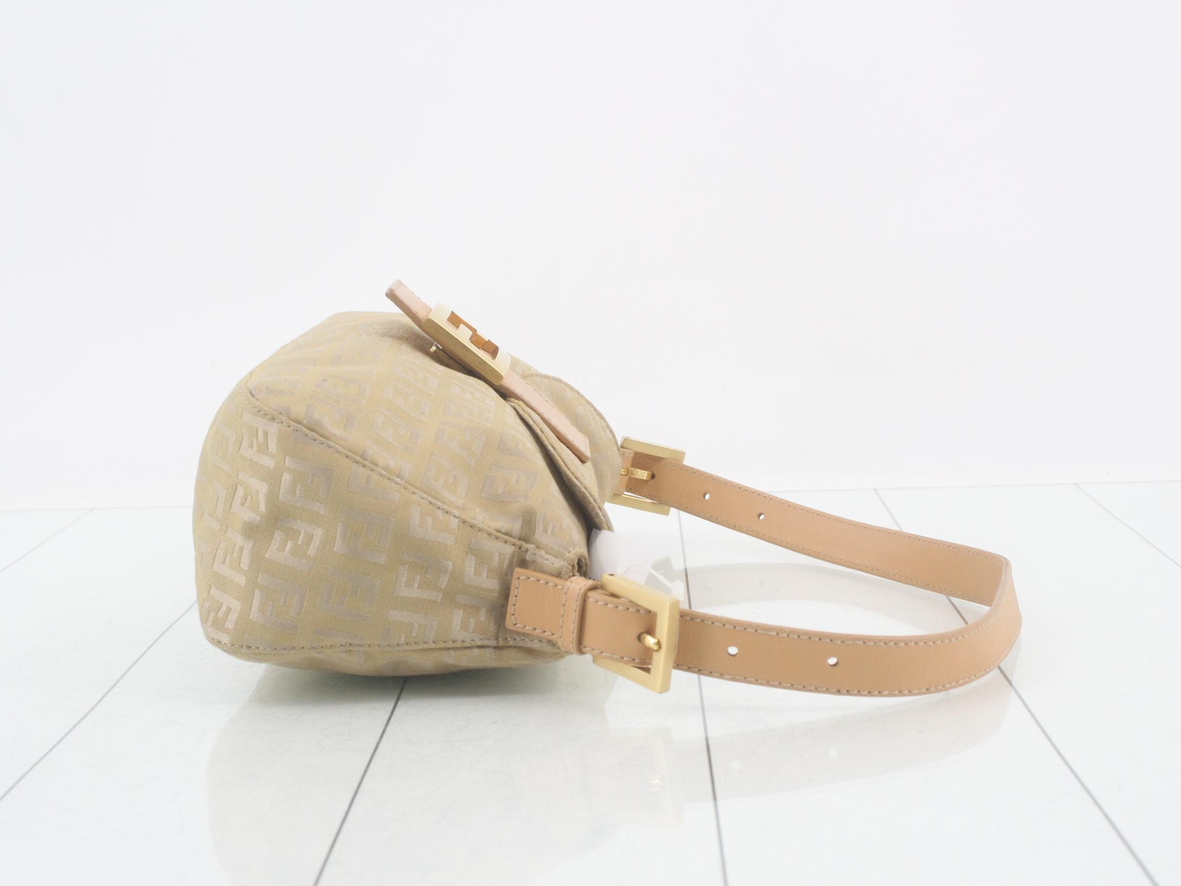 ZUCCA Mamma Bucket Shoulder Bag — view 3