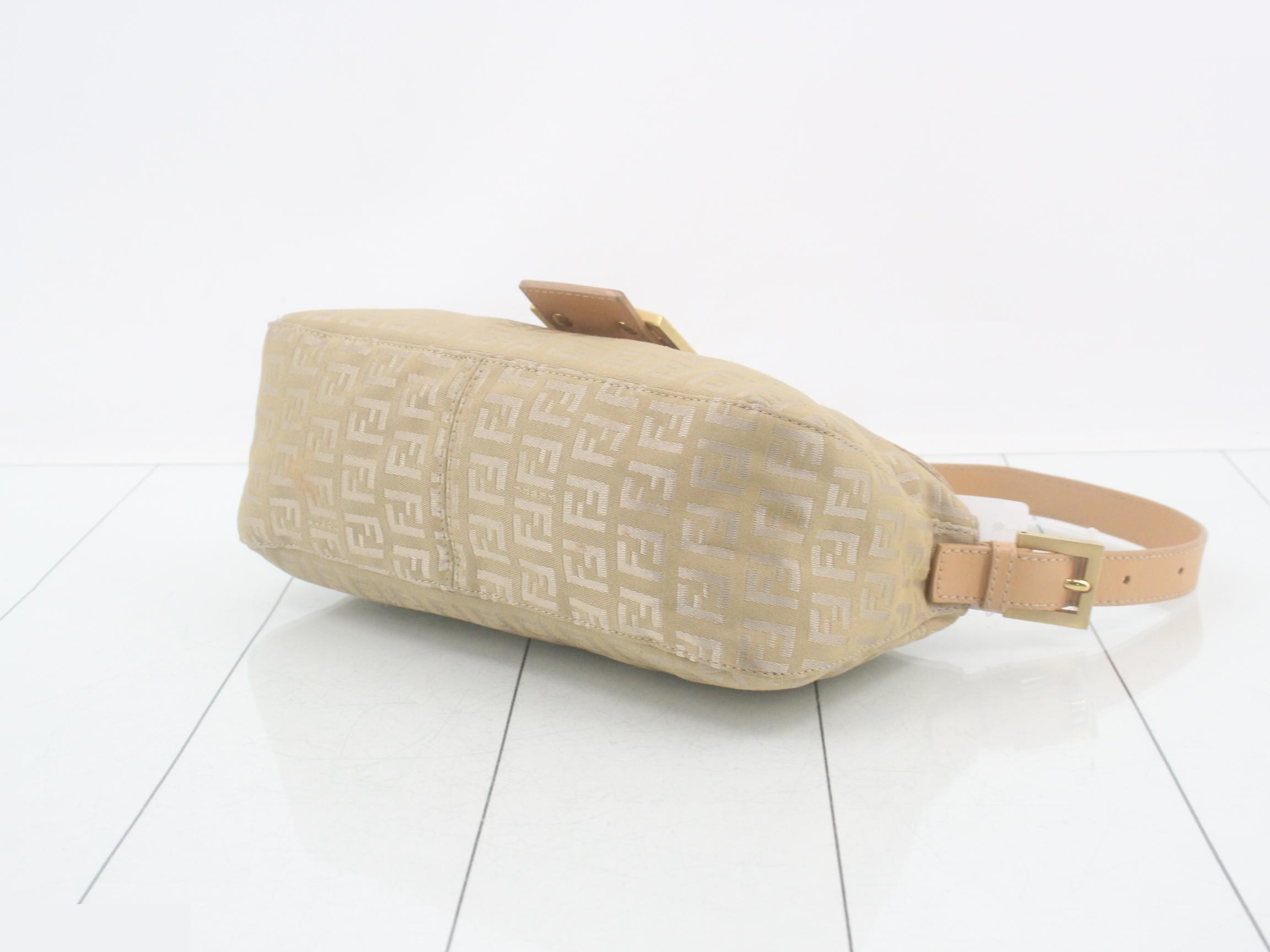 ZUCCA Mamma Bucket Shoulder Bag — view 6