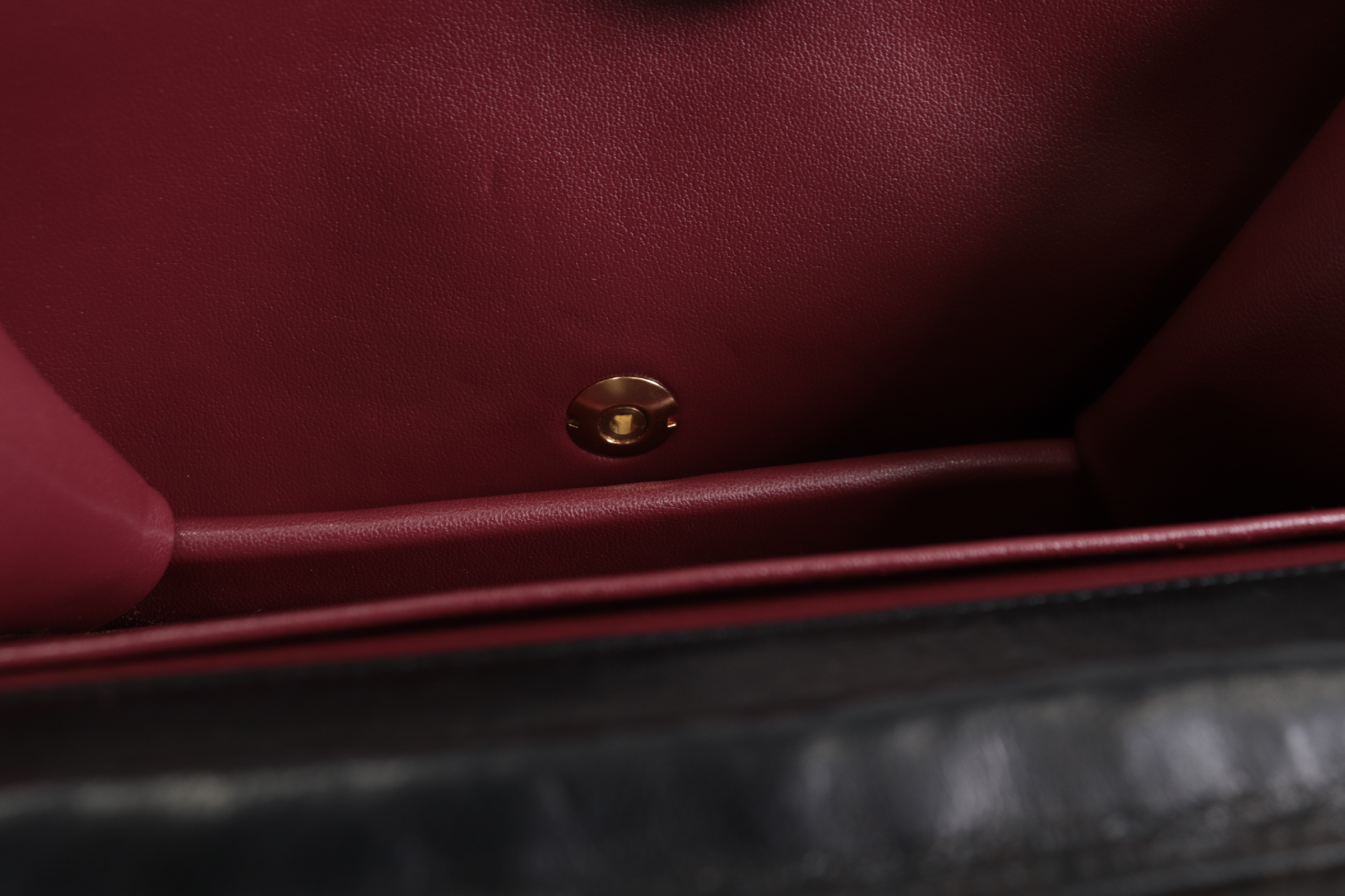 Full Flap Push Lambskin Chain Shoulder Bag (Serial Number 0) — view 8