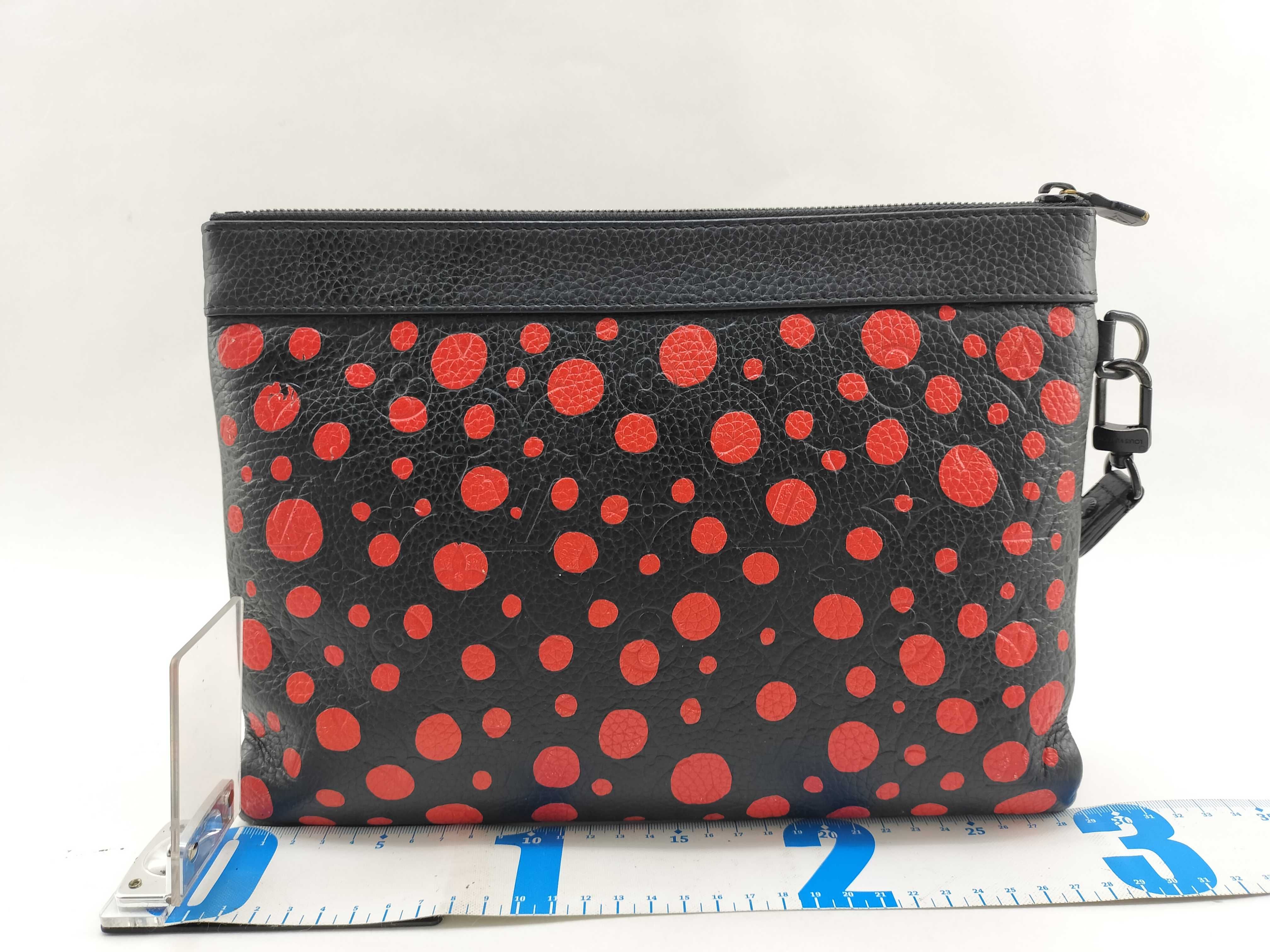 LV × YK Pochette To Go Infinity Dot Clutch Bag — view 2