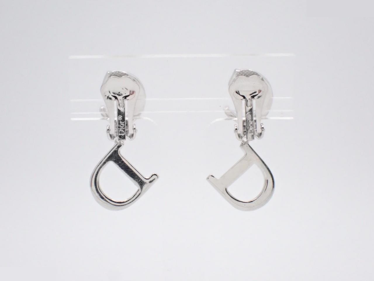 Other lines: Precious metals and earrings — view 2
