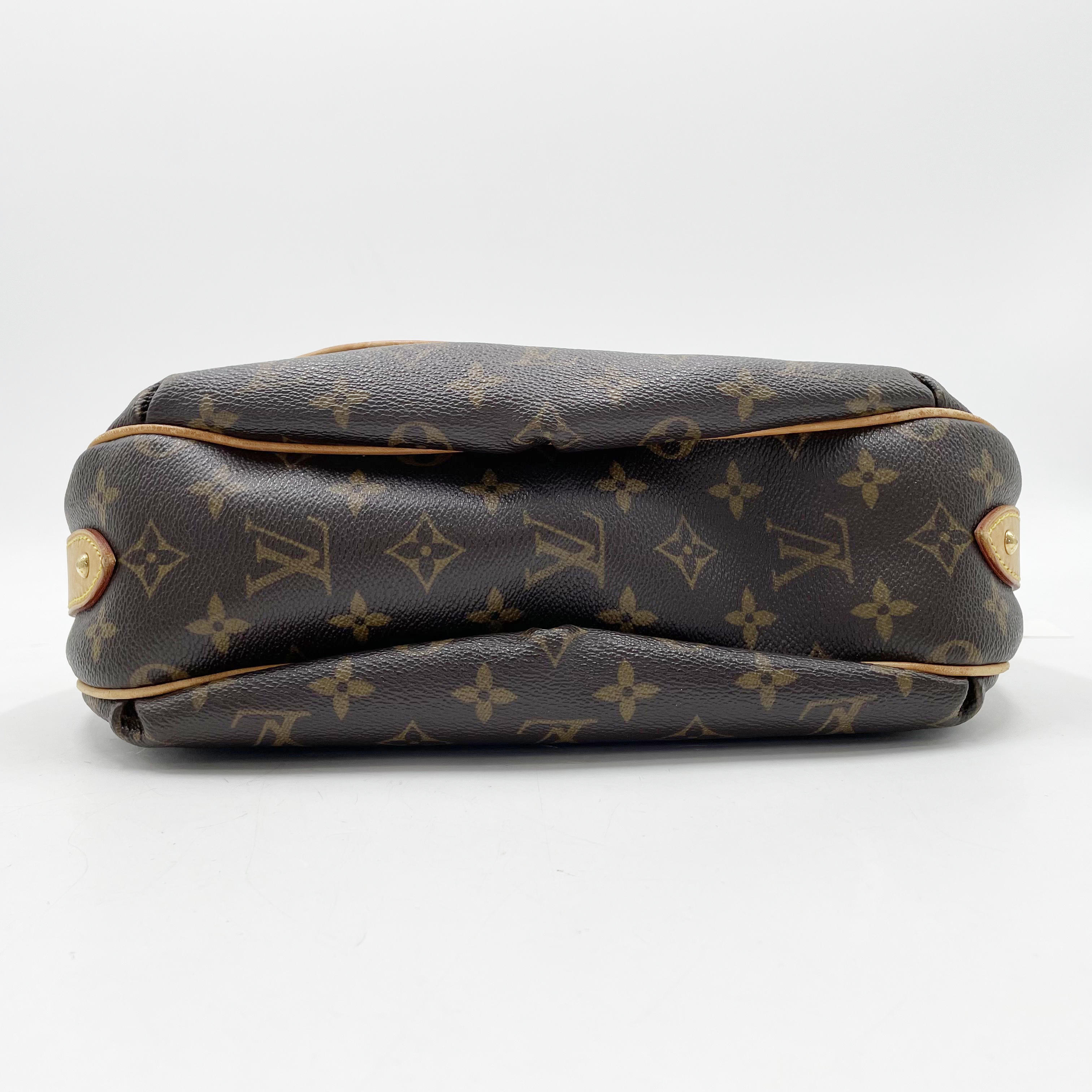 Monogram Thuram PM M40076 VI0036 Handbag — view 3
