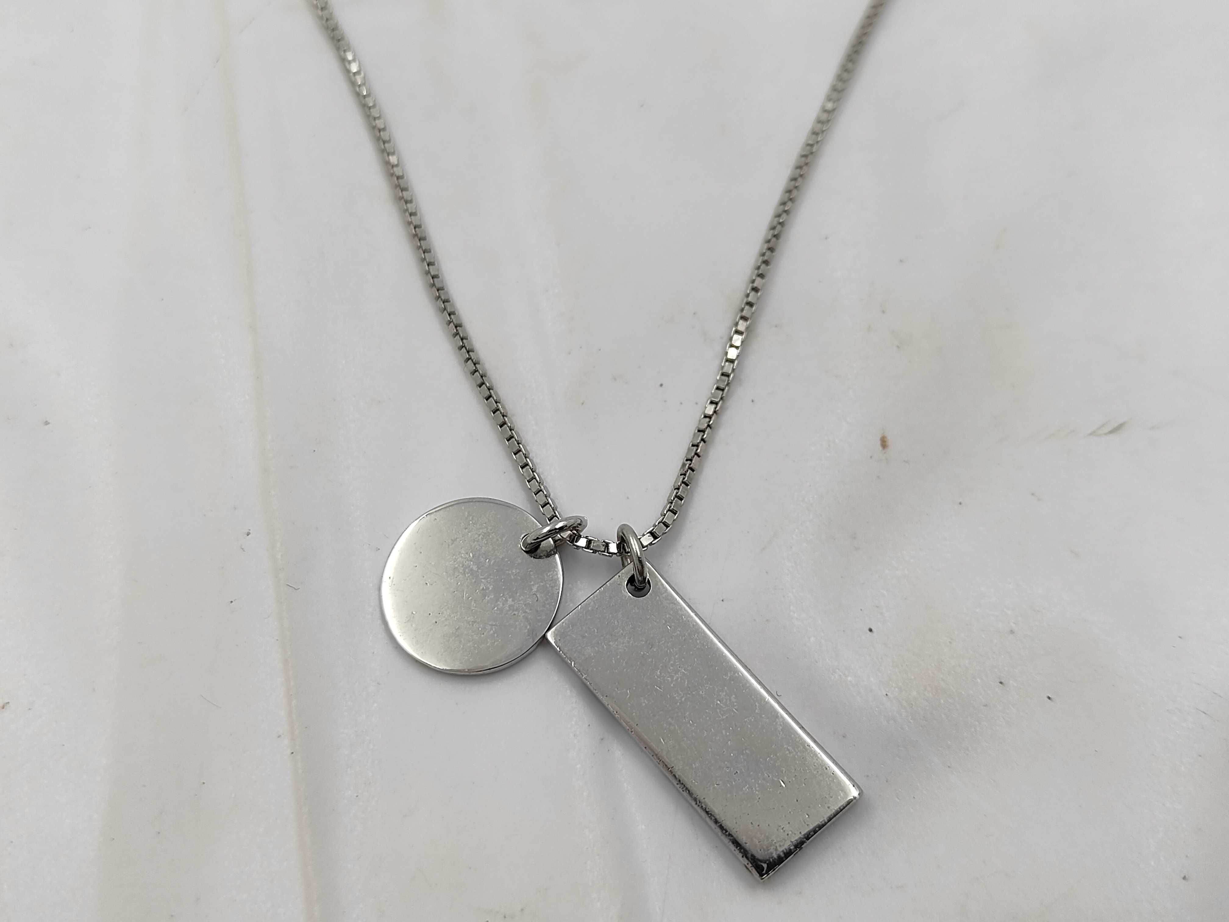 necklace — view 2